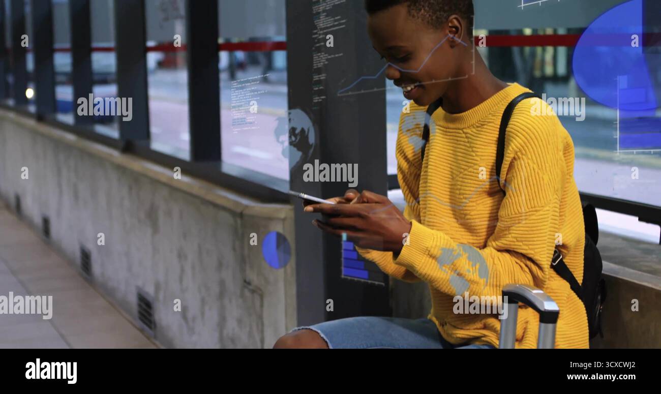 Porta smartphone, donna in jeans sulla piattaforma station con auricolari, zaino, spazio per le copie della valigia Foto Stock