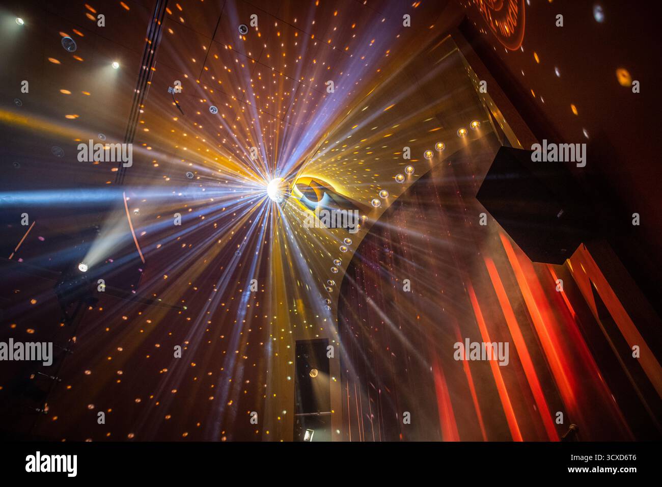 immagine astratta della luce riflessa in un ballo da discoteca Foto Stock