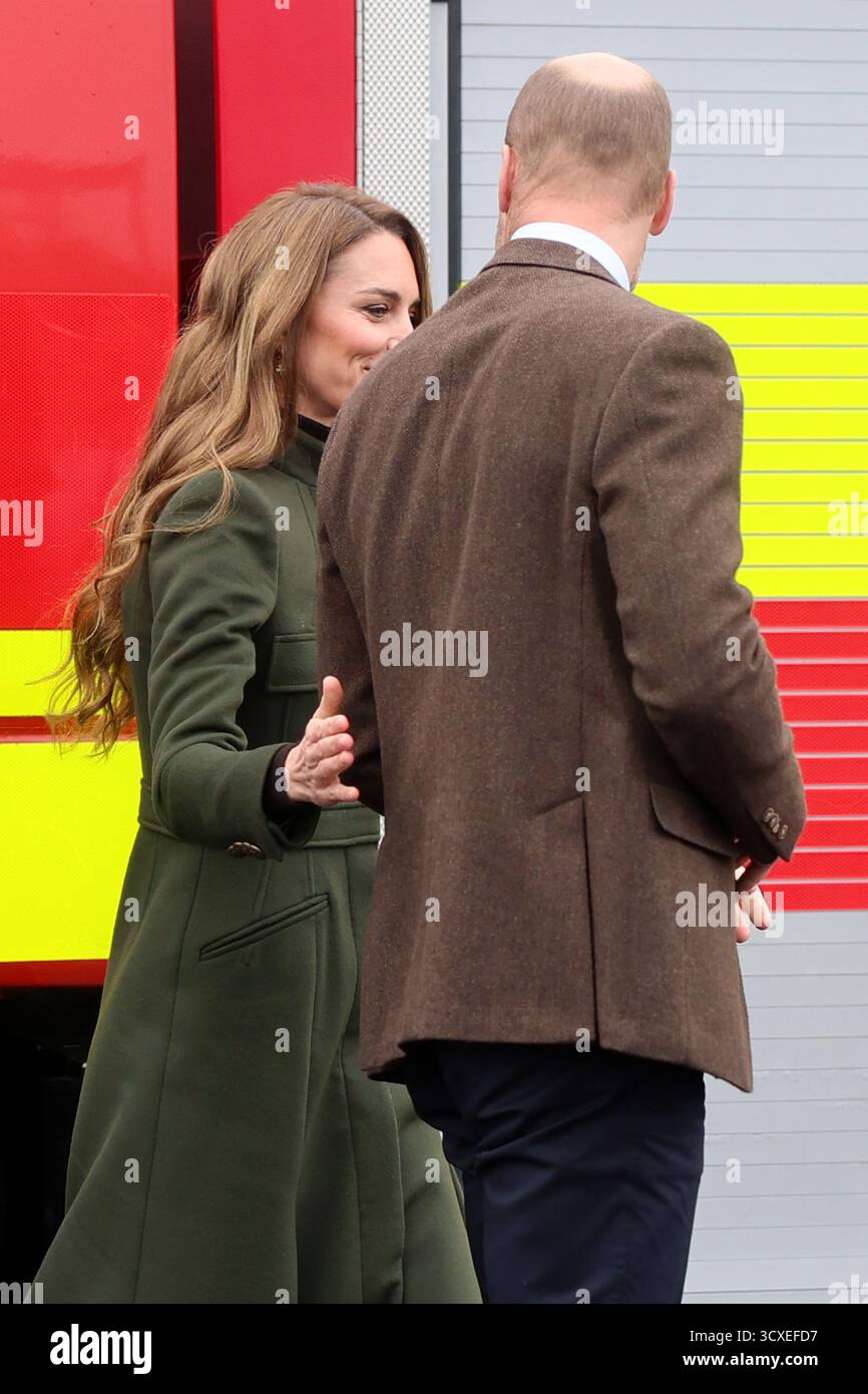 Il Principe e la Principessa del Galles durante una visita al Northern Ireland Fire and Rescue Service Learning and Development College vicino Cookstown, Co Tyrone. Data foto: Martedì 14 ottobre 2025. Foto Stock