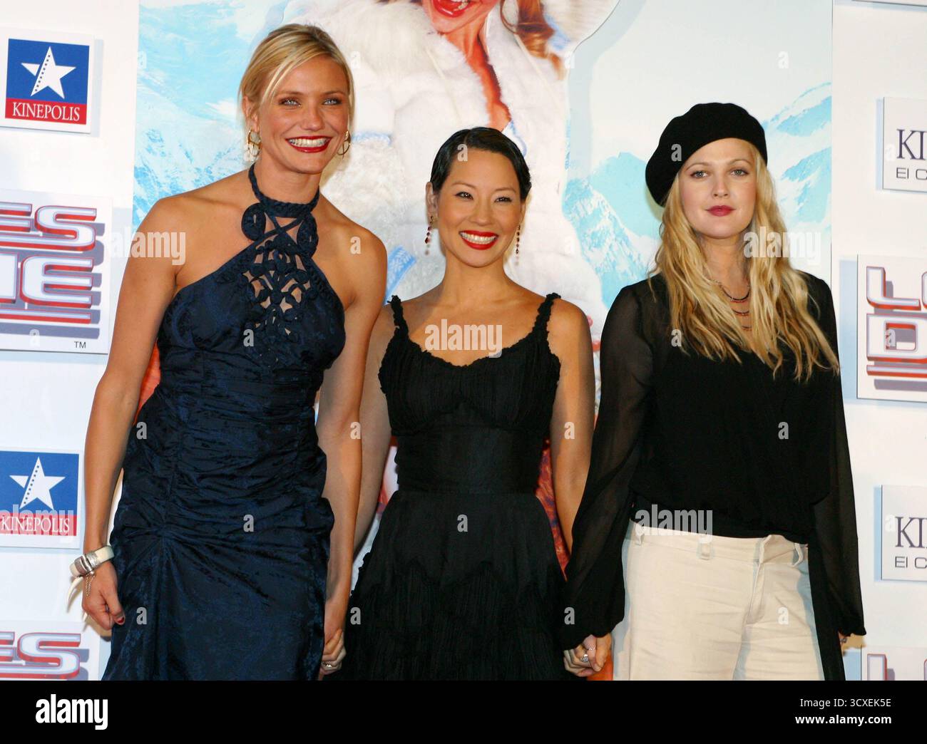 Cameron Diaz, Lucy Liu e Drew Barrymore alla prima spagnola di Charlie's Angels 2 : Full Throttle. Madrid, Spagna. 2/7/03 Foto Stock