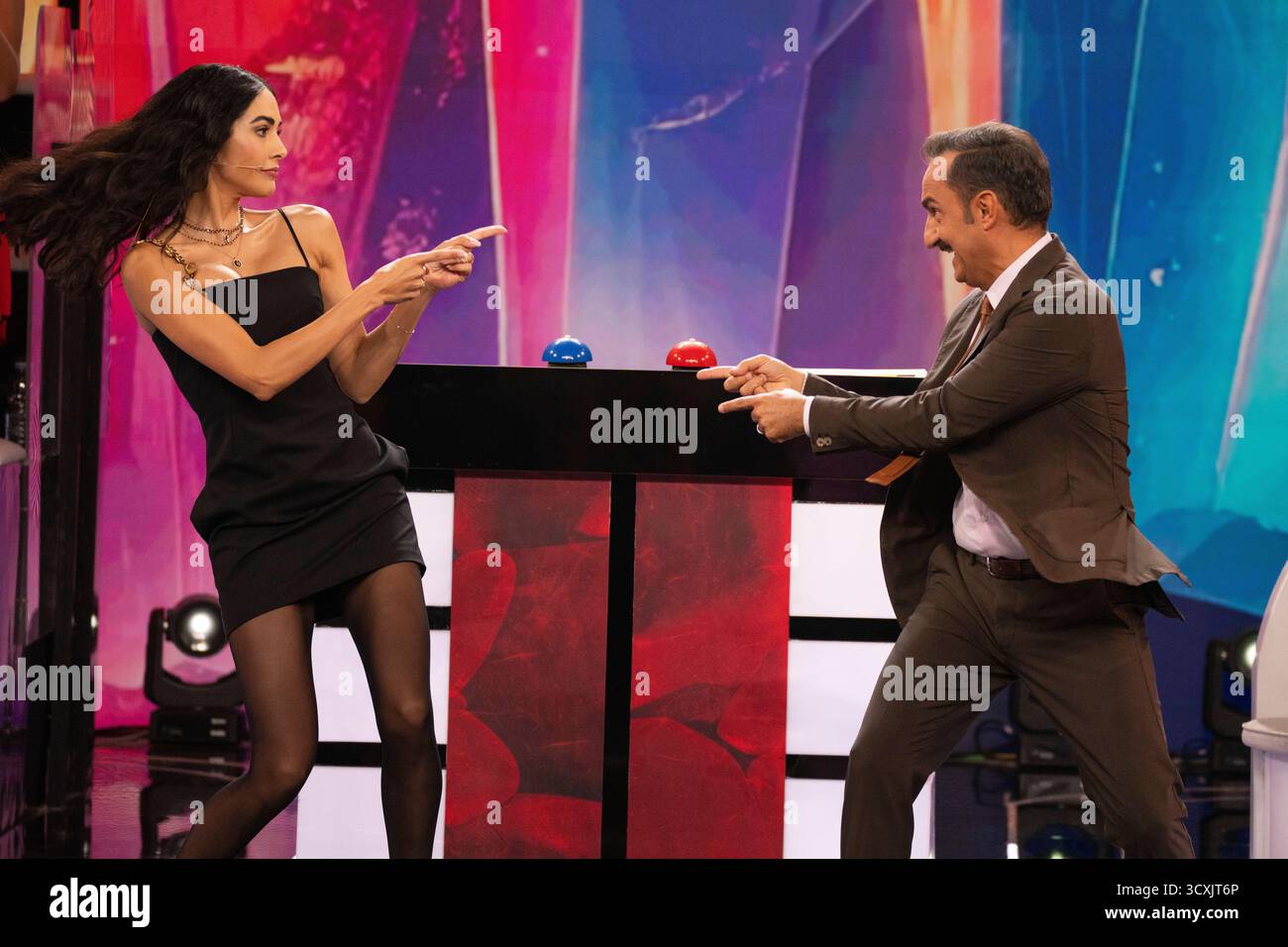 Rocio Munoz Morales e Nicola Savino assistono alla quinta puntata della trasmissione rai "Freeze". (Foto di Francesco Cigliano / SOPA Images/Sipa USA) Foto Stock