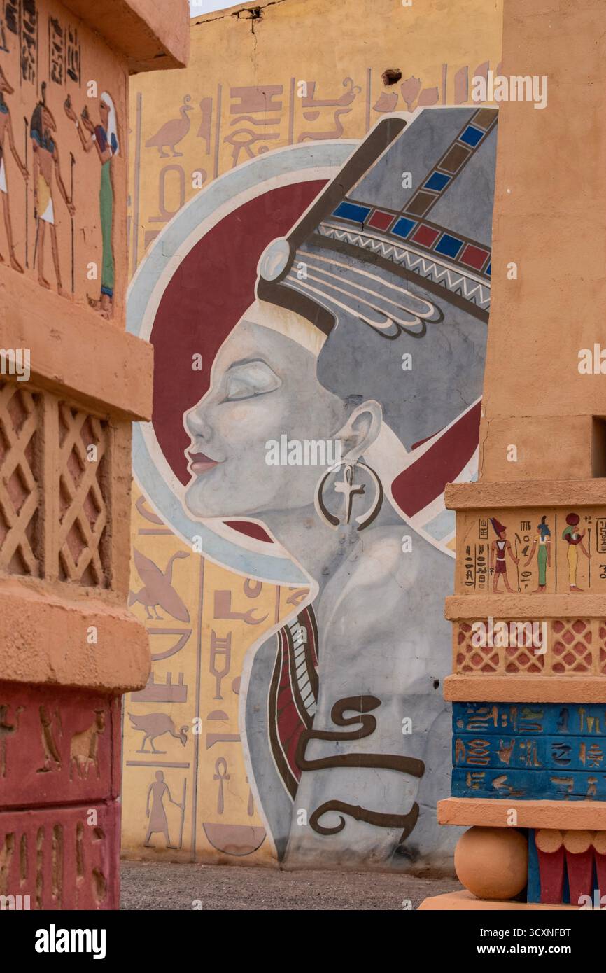 Ouarzazate: Atlas Corporation Studios, il set di Asterix e Obelix: Mission Cleopatra, film del 2002 di Alain Chabat con Monica Bellucci Foto Stock