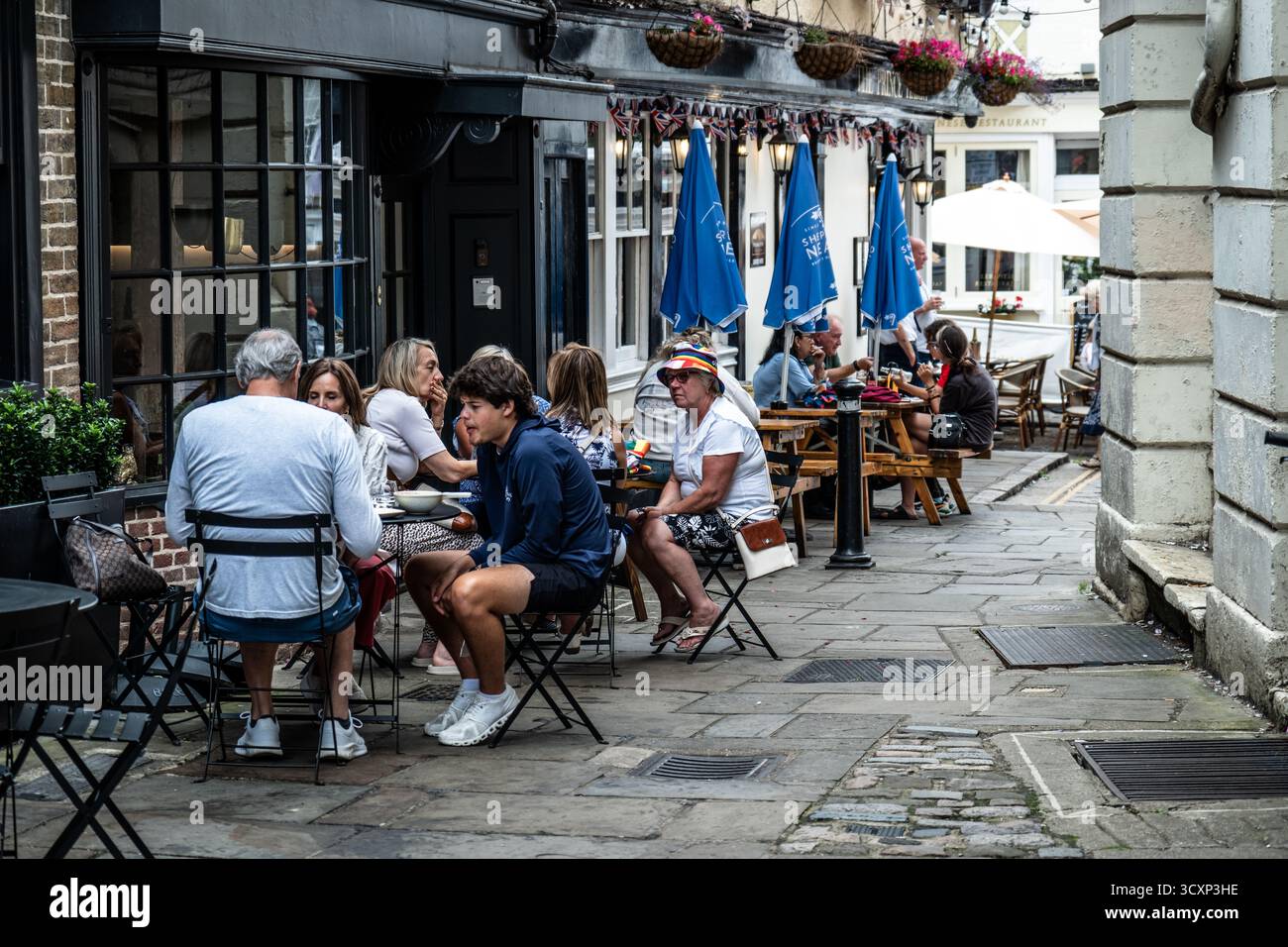 Vita urbana a Windsor – strade e momenti di città Foto Stock
