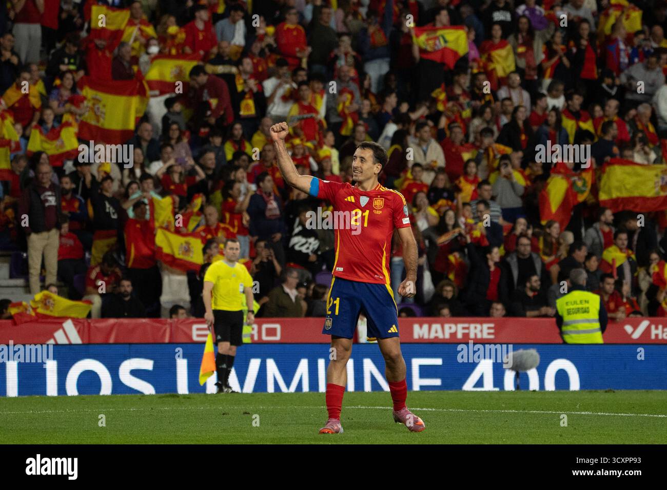 Valladolid, Spagna. 13 ottobre 2025. Mikel Oyarzabal (21) spagnolo visto durante una partita tra le squadre nazionali spagnola e bulgara per il quarto turno del gruppo e del turno di qualificazione ai Mondiali di calcio 2026, giocato allo stadio José Zorrilla. Punteggio finale: Spagna 4:0 Bulgaria credito: D. Canales Carvajal/Alamy Live News Foto Stock