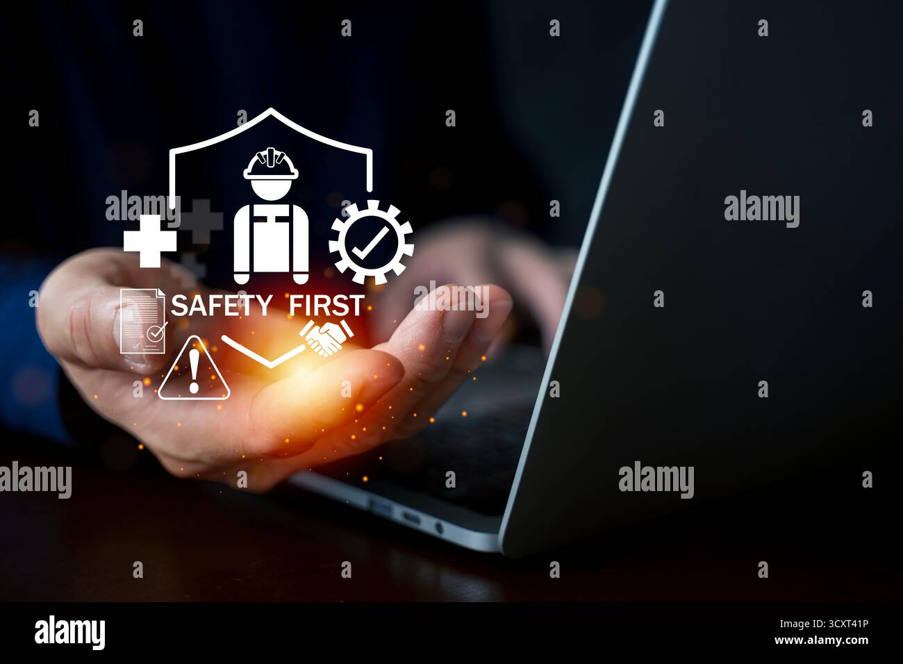 Illustrazione digitale del concetto di sicurezza First con protezione dei lavoratori, icone di conformità e standard di sicurezza sul luogo di lavoro. Rappresentare la salute, la prevenzione Foto Stock