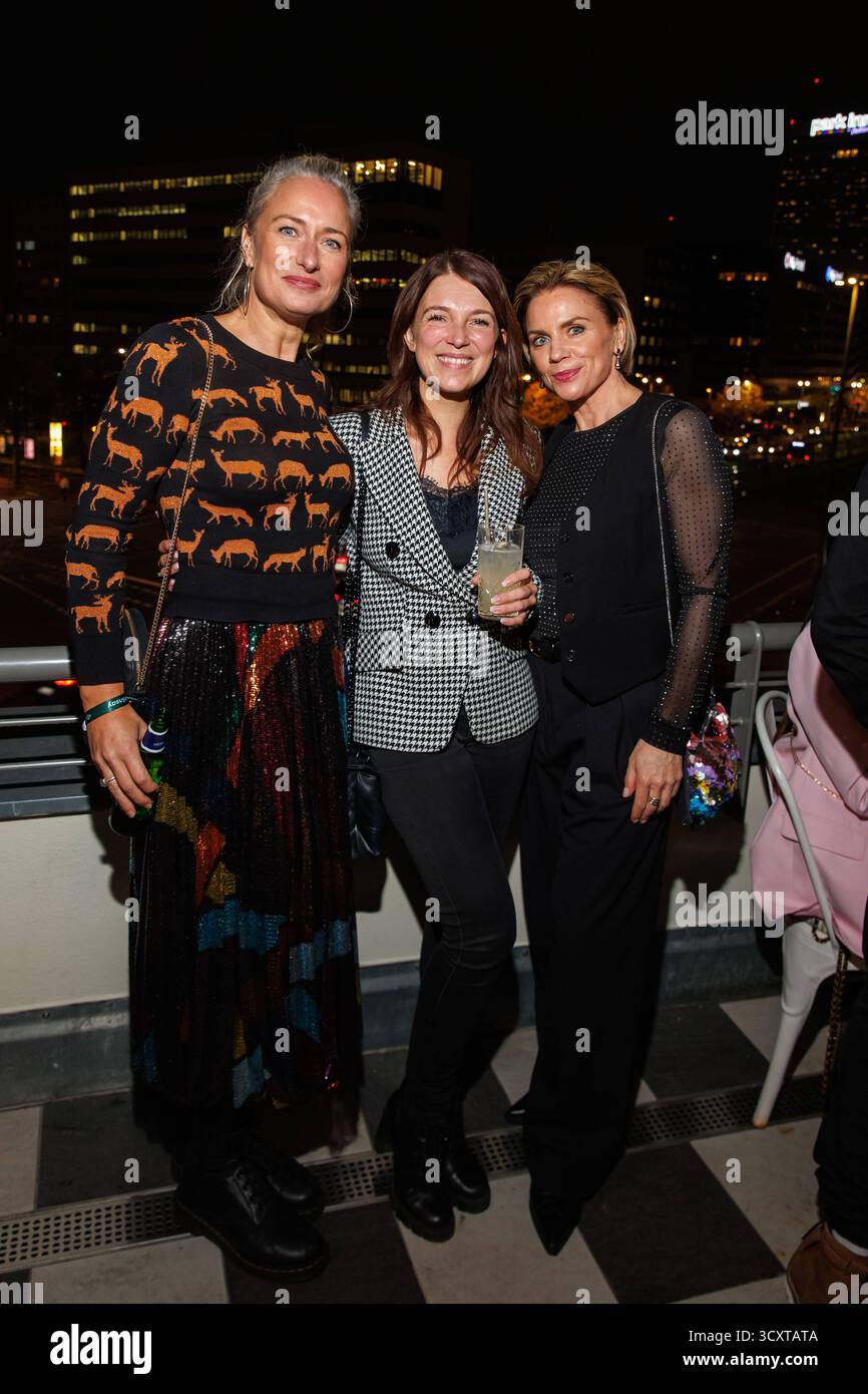 Evento VIP - Dr.Ansay - Eva Mona Rodekirchen, Iris Mareike Steen und Gisa Zach beim Dr.Ansay VIP Event im Soho House am 15.10.2025 a Berlino. *** Evento VIP Dr Ansay Eva Mona Rodekirchen, Iris Mareike Steen e Gisa Zach all'evento VIP Dr Ansay presso Soho House il 15 10 2025 a Berlino Copyright: XEventpressxKochanx Foto Stock