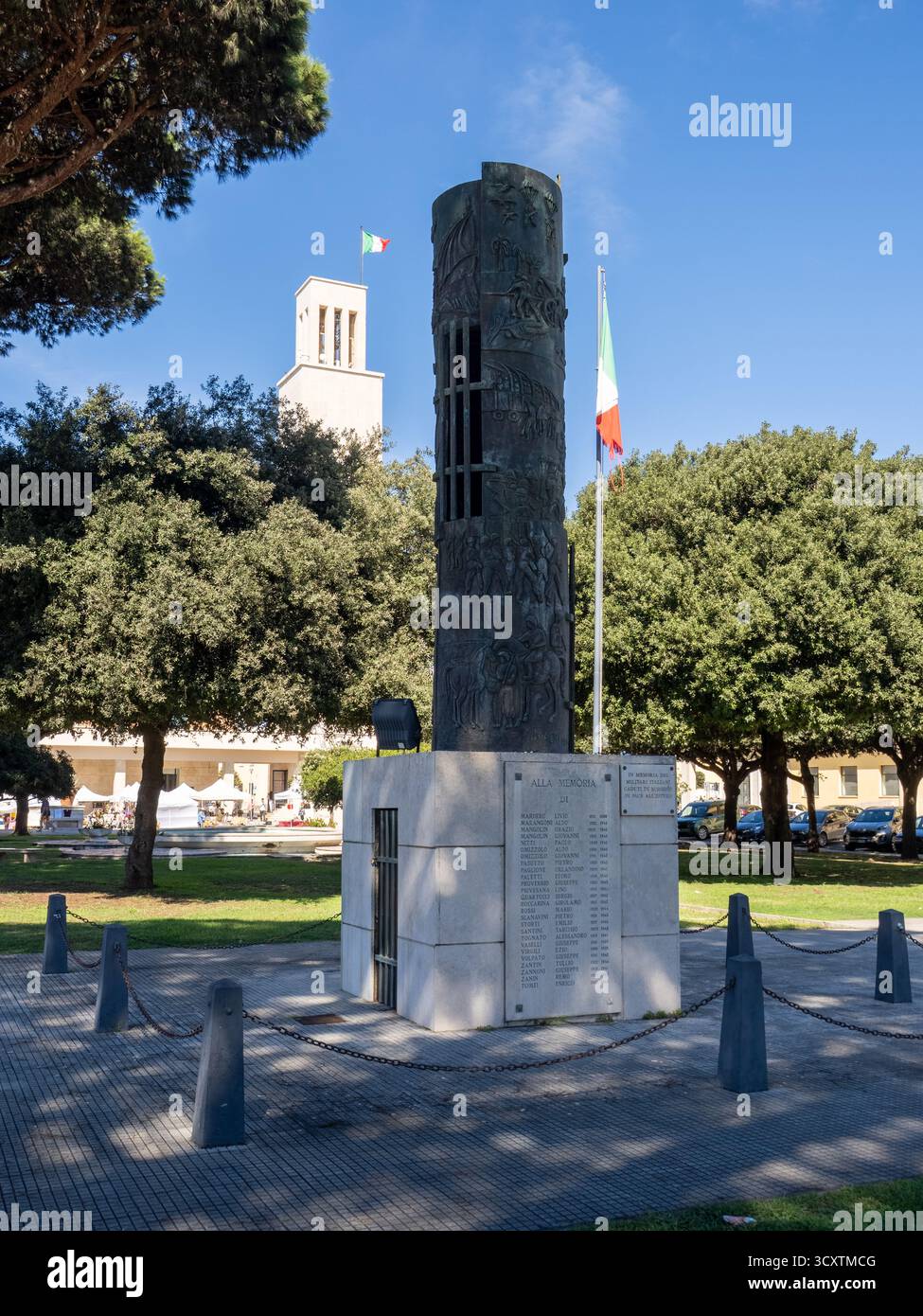 Lo stile architettonico razionalista della città di Sabaudia nel Lazio, Italia Foto Stock