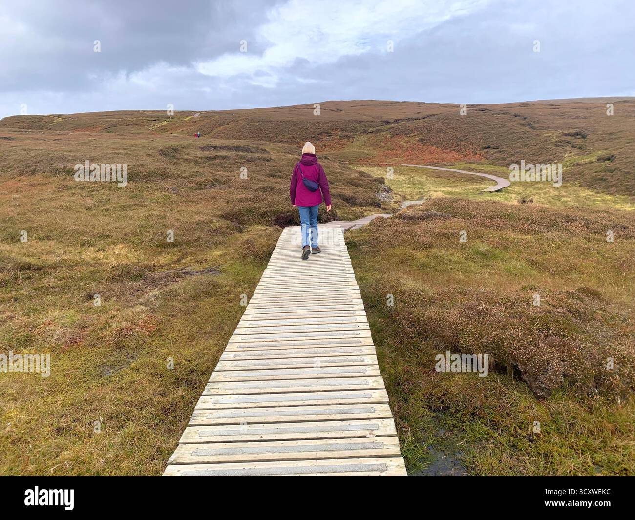 Riserva naturale di Hermaness Shetland isles Island Regno Unito Scozia passeggiate inglesi vista a piedi trekking di mare uccelli Parco Nazionale Gulls scogliera Faro - Immagine stock catturata con smartphone