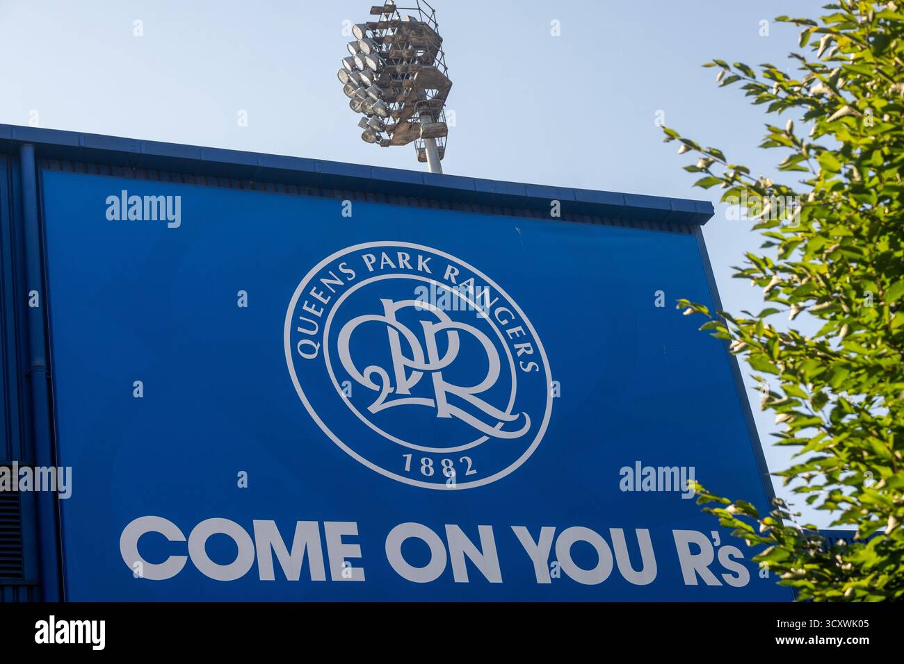 LONDRA - 30 SETTEMBRE 2025: Loftus Road Stadium, sede dei Queens Park Rangers a South Africa Road, Shepherd's Bush Foto Stock