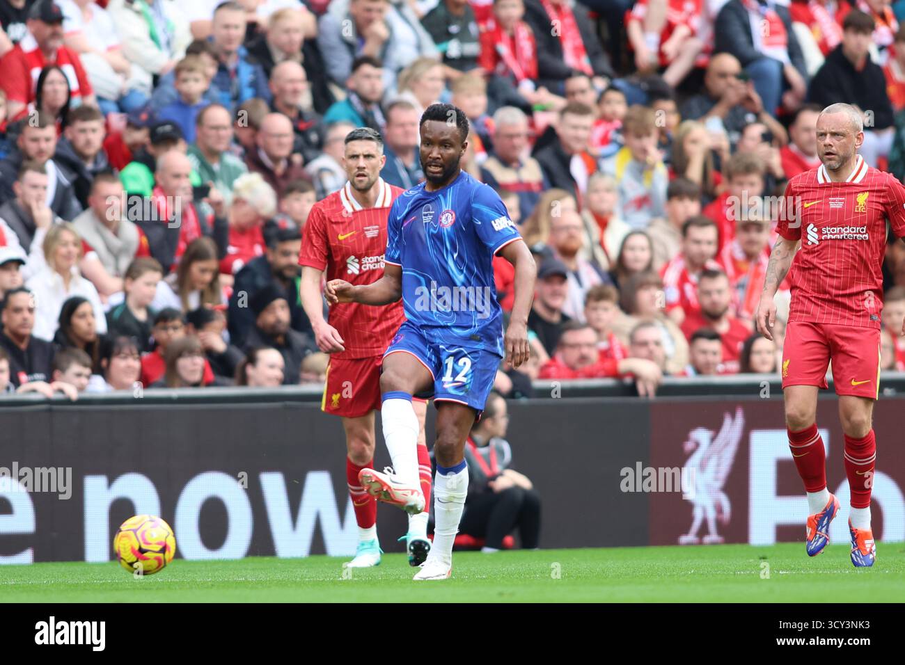 John Obi Mikel in azione per il Chelsea FC Legends durante il match Liverpool FC Legends vs Chelsea Legends ad Anfield Foto Stock