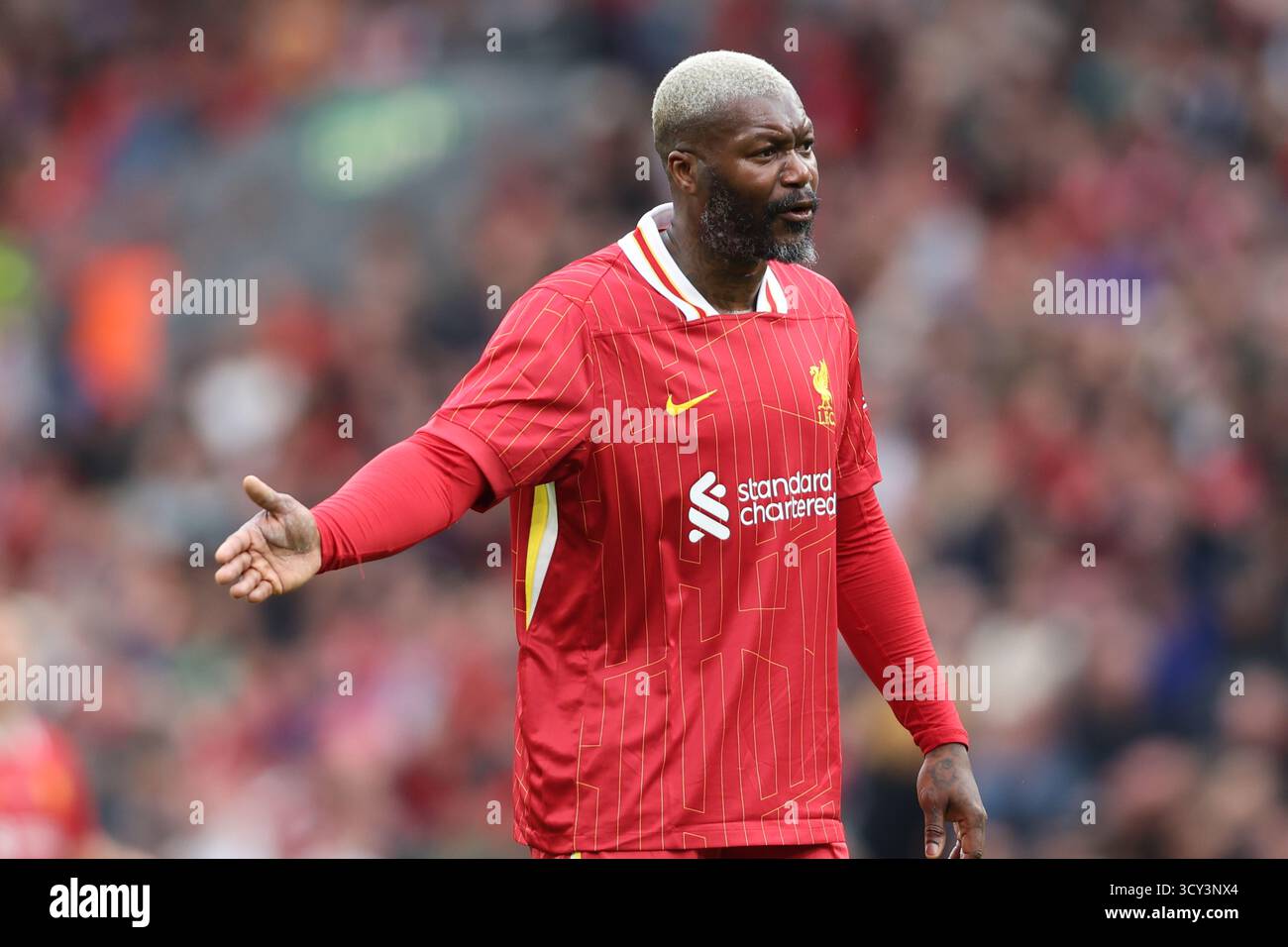 Djibril Cisse durante la partita Liverpool FC Legends vs Chelsea Legends ad Anfield Foto Stock