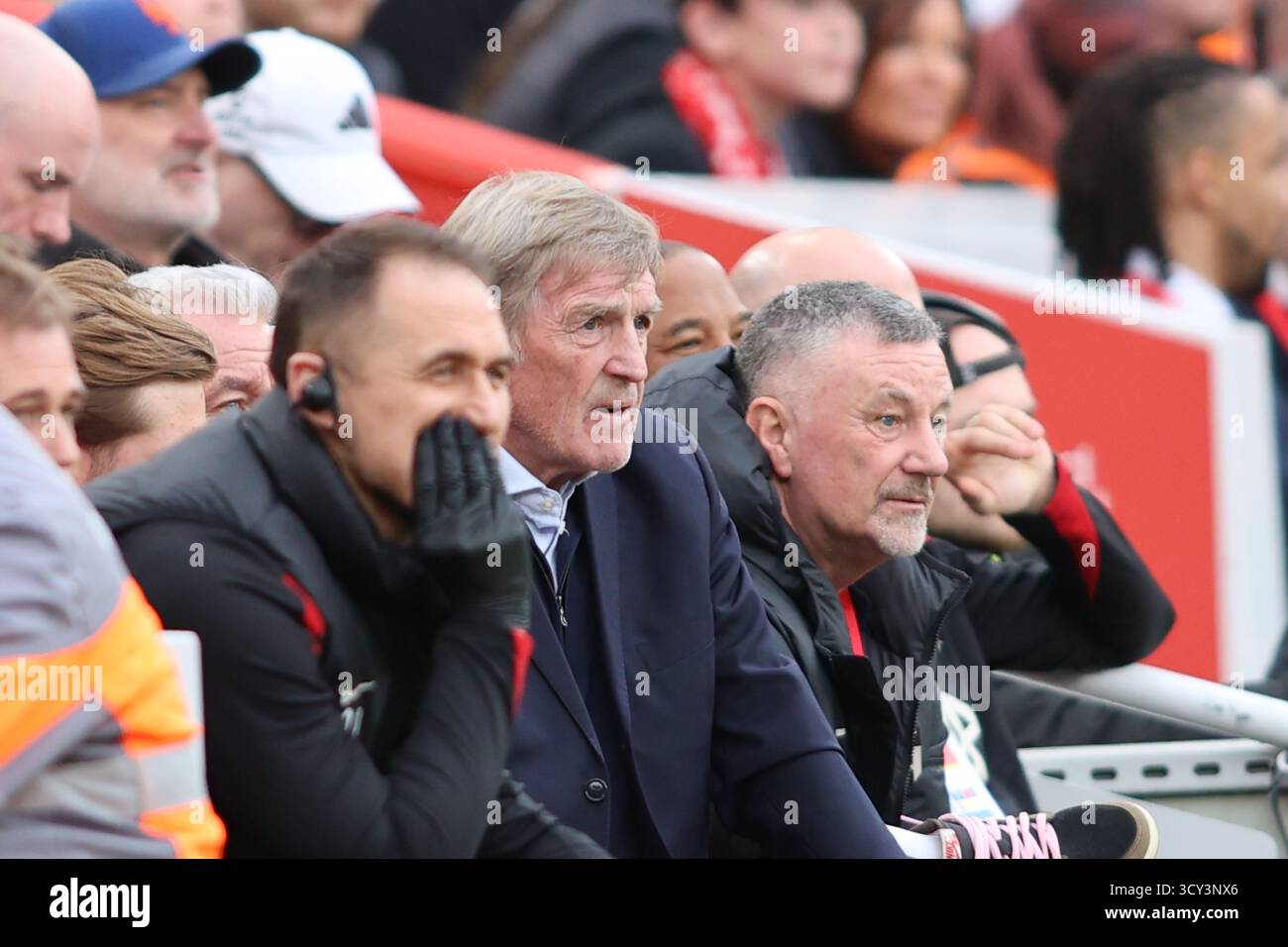 Allenò Kenny Dalglish e John Aldridge durante il match Liverpool FC Legends vs Chelsea Legends ad Anfield Foto Stock