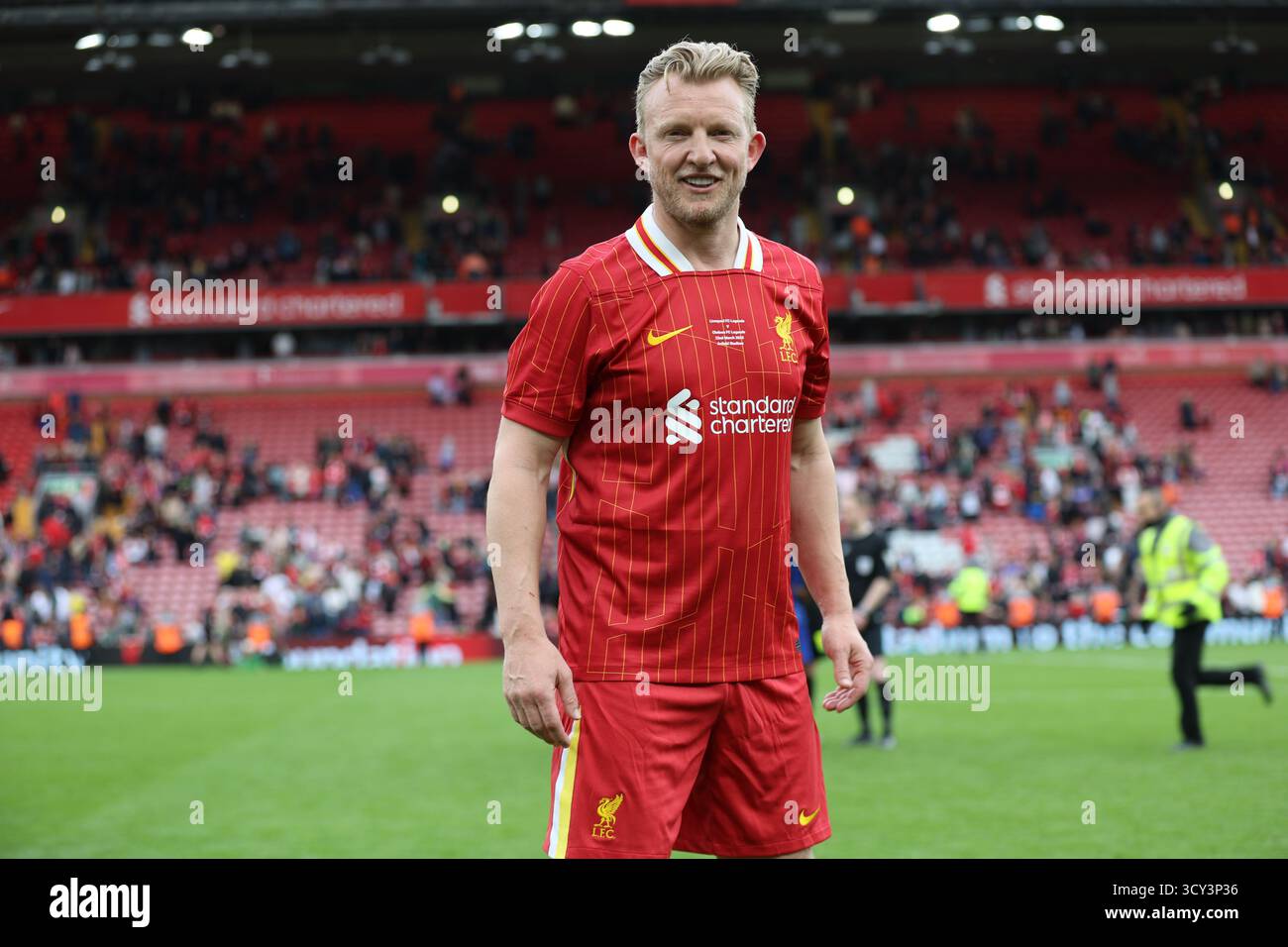 Dirk Kuyt in azione durante il match Liverpool FC - Chelsea FC Legends ad Anfield Foto Stock