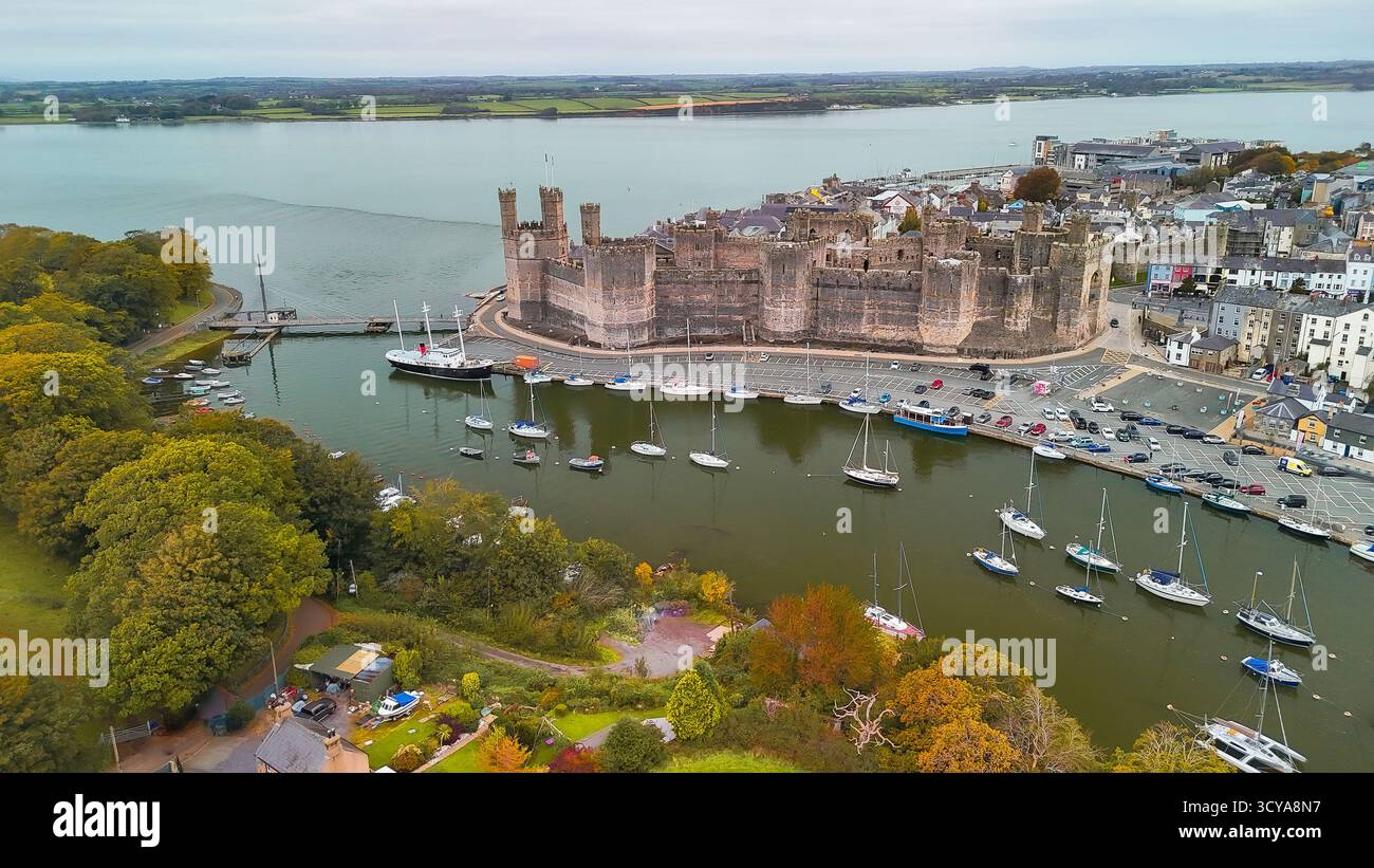 Caernarfon Castle, Galles del Nord Foto Stock