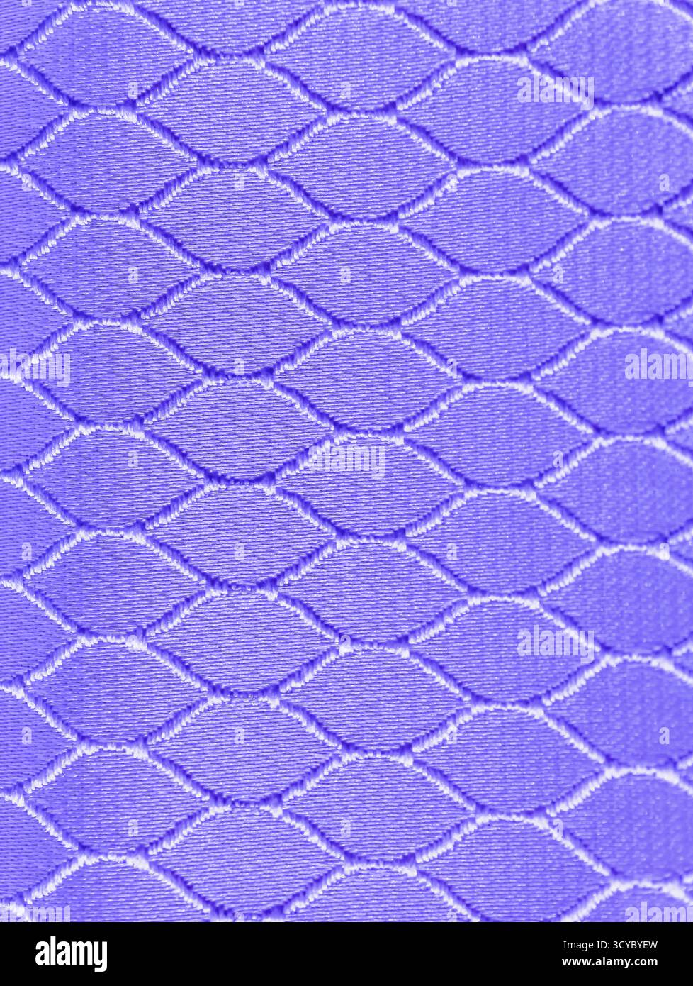 Trama in tessuto viola con motivo geometrico a forma di foglia ad altissima risoluzione per applicazioni di design, tessili e creative Foto Stock