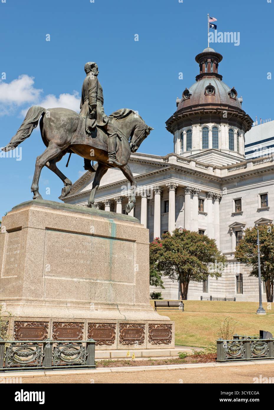 Wade Hampton III Monument si trova presso il Campidoglio dello Stato di Columbia, South Carolina Foto Stock