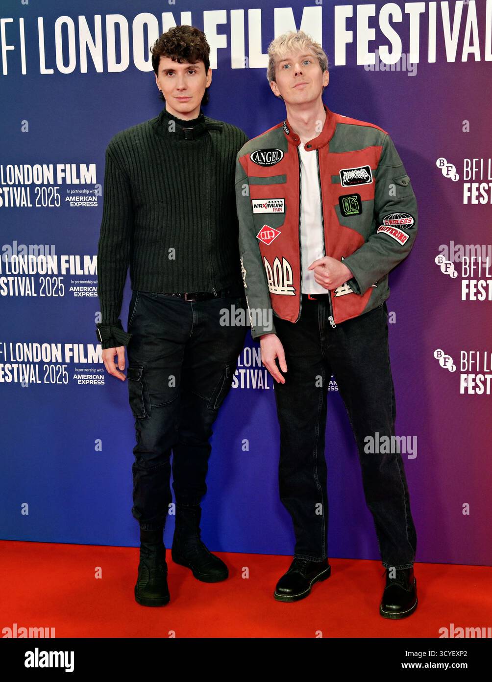 Londra, Regno Unito. 18 ottobre 2025. Daniel Howell, Phil Lester al "Pillion" del 69° BFI London Film Festival Gala al Royal Festival Building, Londra, Regno Unito. (Foto di 李世惠/SEE li/Picture Capital) credito: Vedi li/Picture Capital/Alamy Live News Foto Stock
