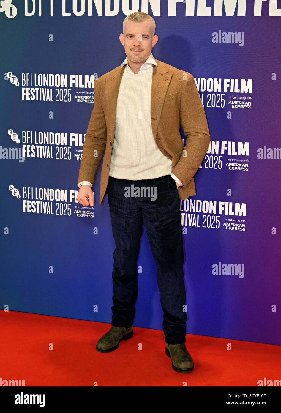 Londra, Regno Unito. 18 ottobre 2025. Russell Tovey al "Pillion" del 69° BFI London Film Festival Gala al Royal Festival Building, Londra, Regno Unito. (Foto di 李世惠/SEE li/Picture Capital) credito: Vedi li/Picture Capital/Alamy Live News Foto Stock