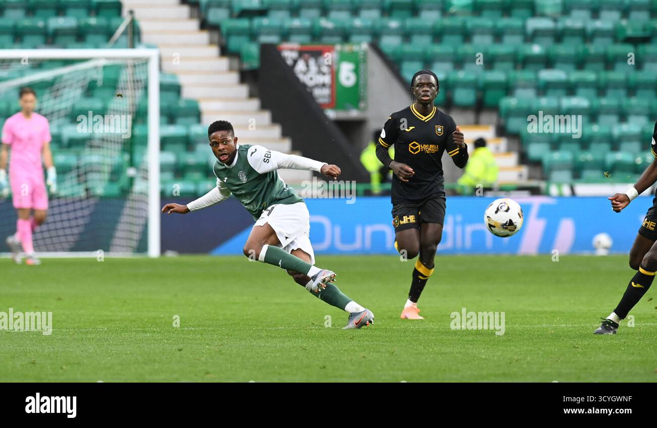 Easter Road Stadium, Edimburgo.Scozia Regno Unito.18 ottobre 25 William Hill Scottish Premiership Match Hibernian vs Livingston crediti: eric mccowat/Alamy Live News Foto Stock