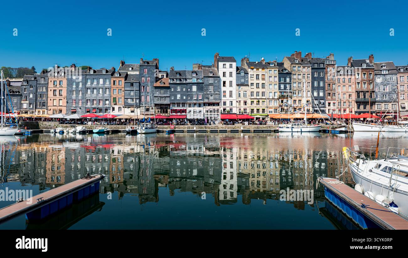 Dettaglio del vecchio porto di Honfleur, Normandia, Francia Foto Stock