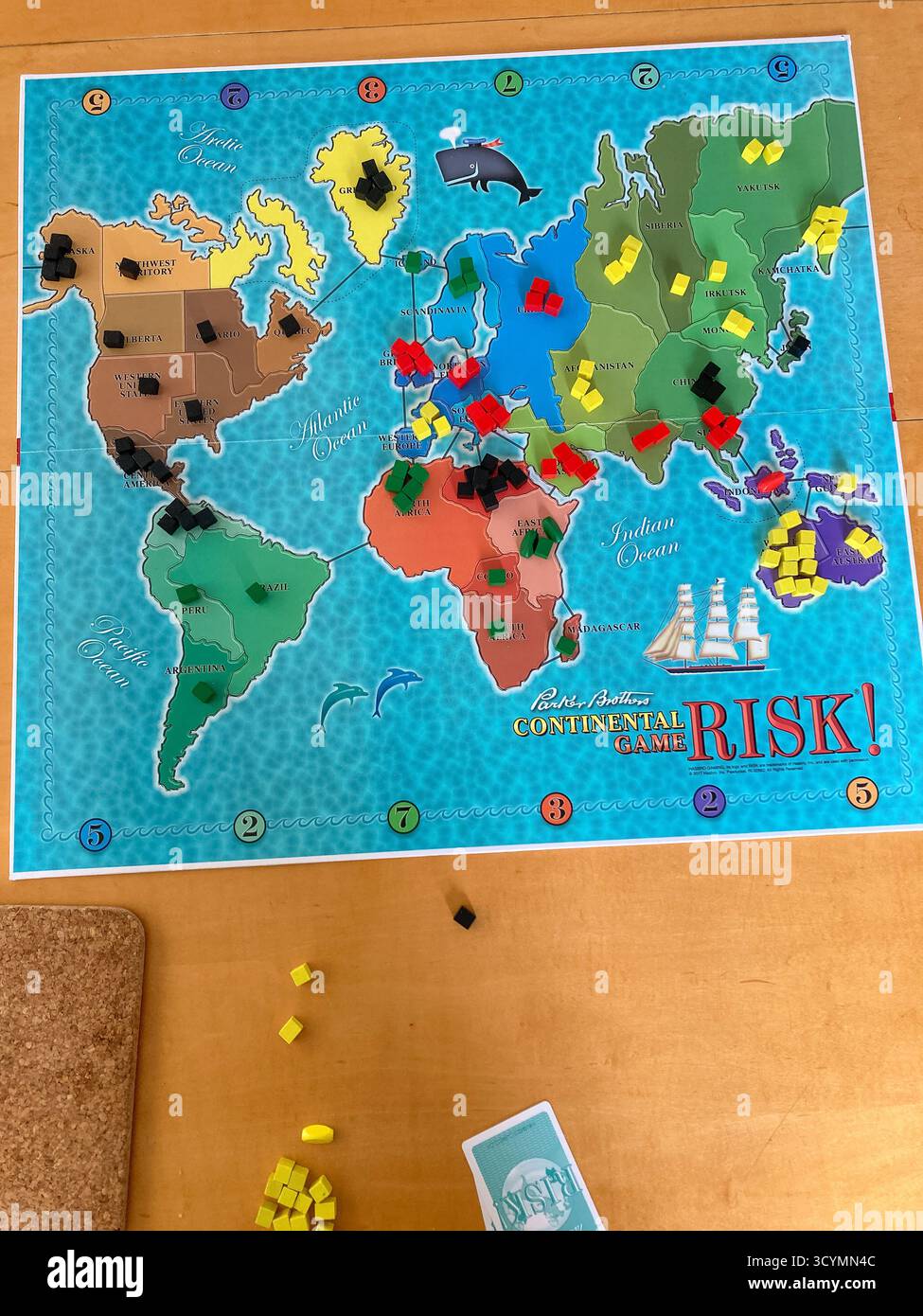 Il gioco originale DI RISK! è un classico gioco da tavolo per conquistare il mondo durante le lunghe giornate invernali Foto Stock