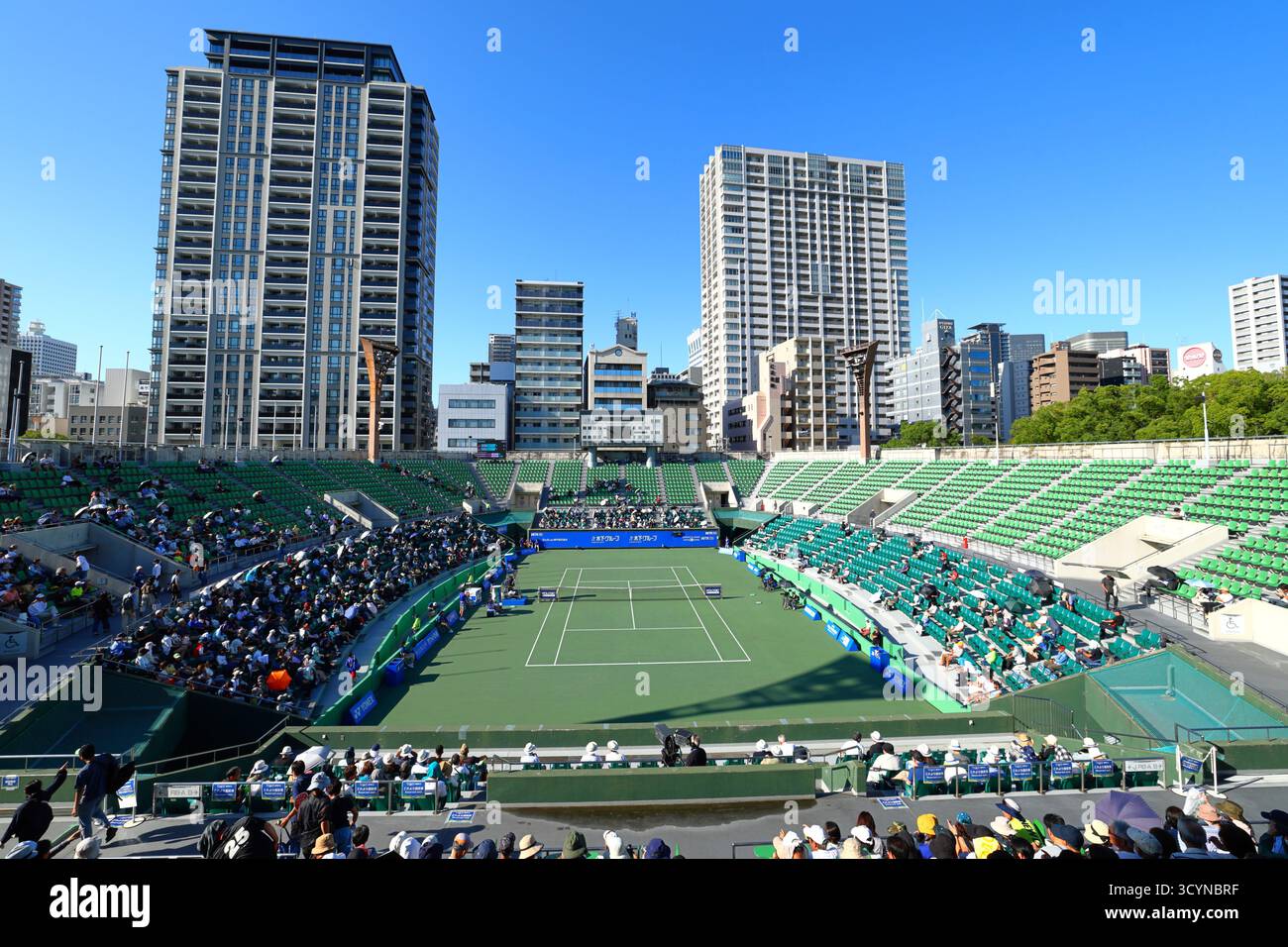 Osaka, Giappone. 17 ottobre 2025. Morita Tennis Center Utsubo/Vista generale Tennis : Kinoshita Group Japan Open Tennis Championships 2025 Women's Singles Quarter-final al Morita Tennis Center Utsubo di Osaka, Giappone . Crediti: Naoki Nishimura/AFLO SPORT/Alamy Live News Foto Stock