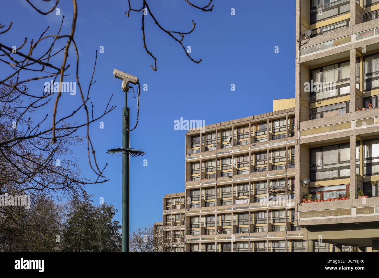 L'Alton Estate è una grande residenza comunale situata a Roehampton, nel sud-ovest di Londra, progettata in uno stile brutalista Foto Stock