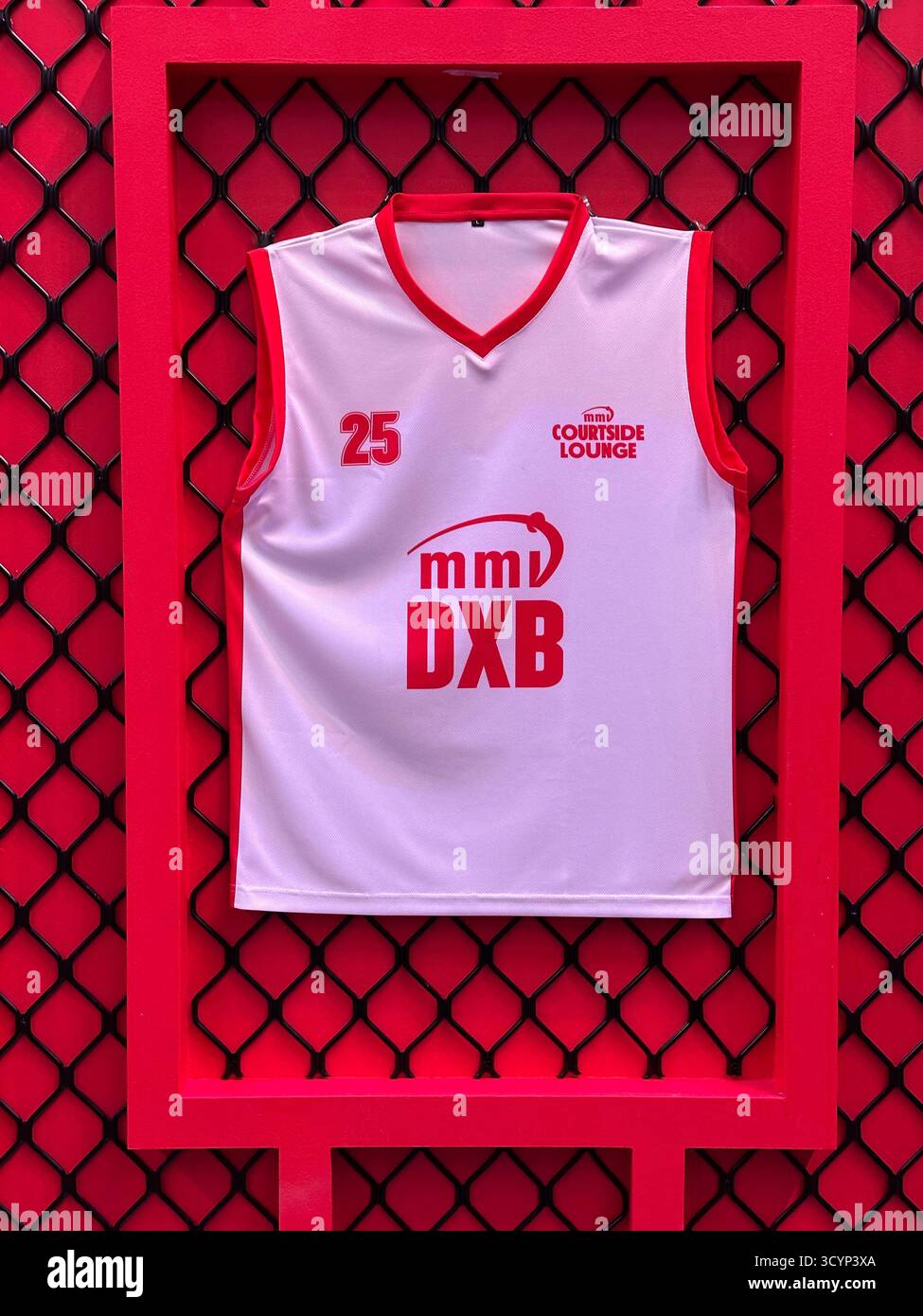 Dettagli rossi dell'area vip dell'arena di pallacanestro Coca-Cola di Dubai Foto Stock