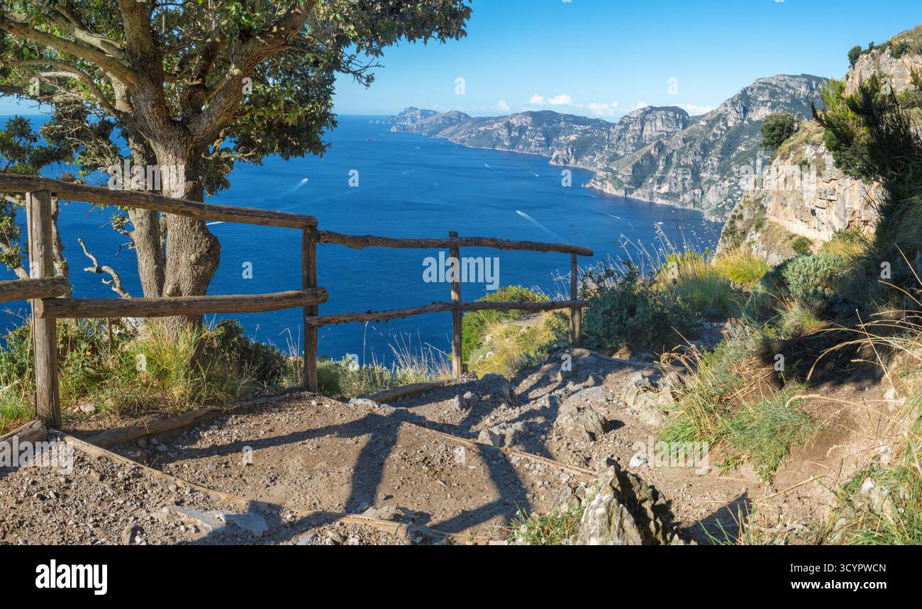 Sentiero degli dei - l'escursione costiera amalfitana - Sentiero degli dei Foto Stock