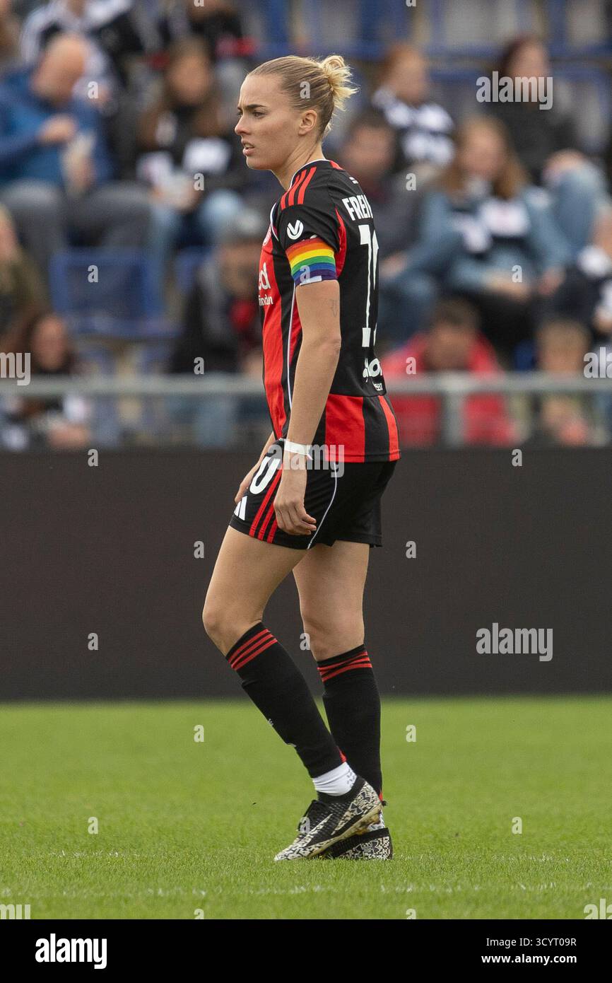 Laura Freigang (Eintracht Frankfurt #10), Freisteller, Portrait / Portr?t, Eintracht Franfurt - SV Werder Brema, Francoforte, Stadion am Brentanobad, 19.10.2025 Foto Stock