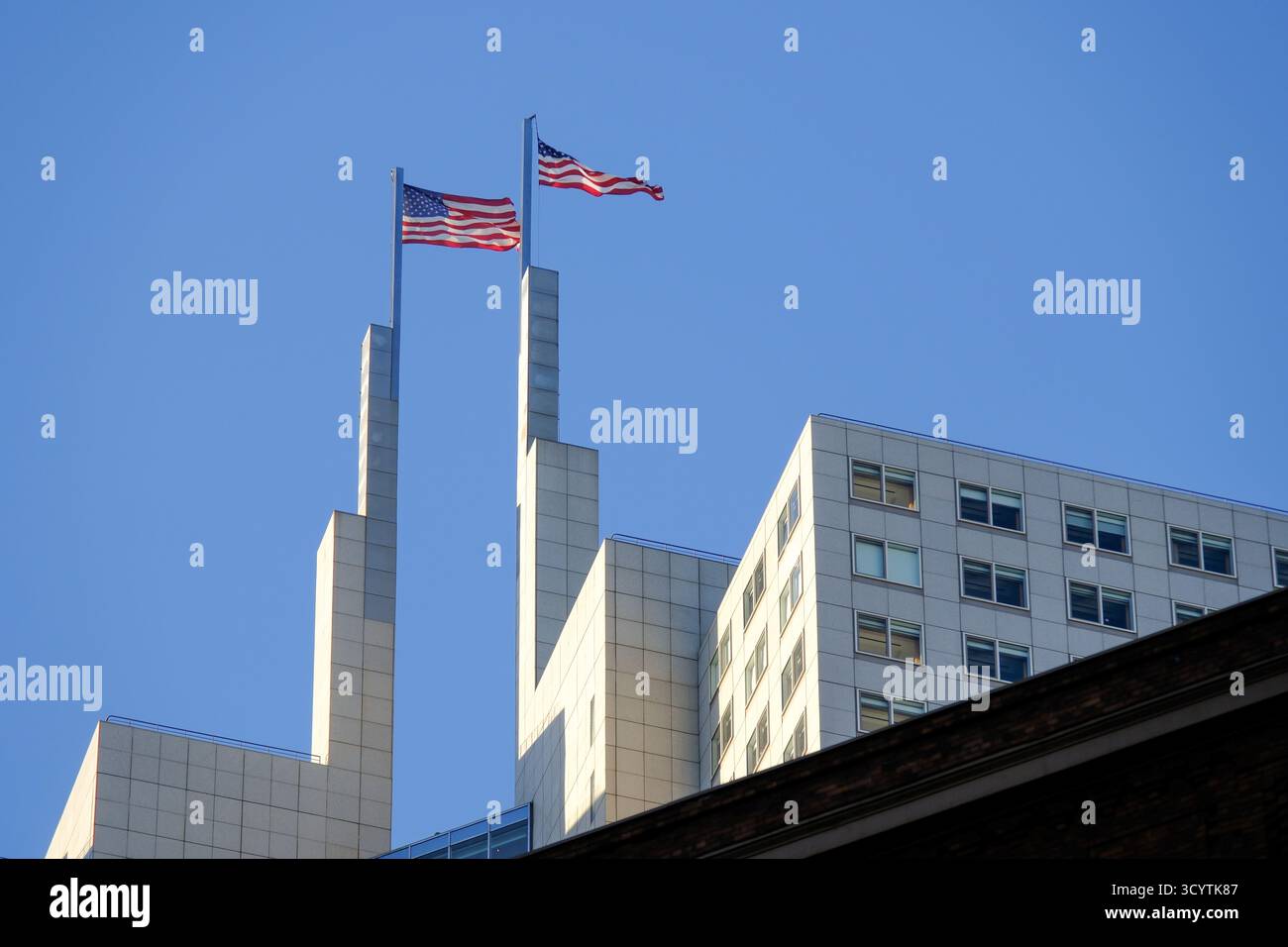 12 ottobre 2025 - San Francisco, USA - Sky Scraper a San Francisco - 345 California Center è una torre di uffici di 48 piani nel quartiere finanziario di San FR Foto Stock