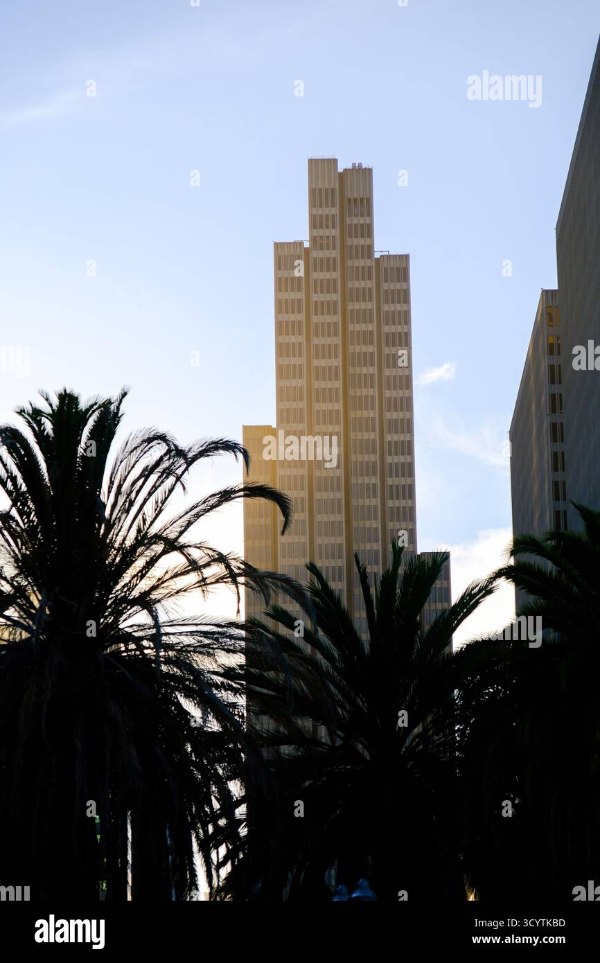 12 ottobre 2025 - San Francisco, USA - edificio Sky scraper - Four Embarcadero Center è un grattacielo di classe A nel quartiere finanziario di San Fran Foto Stock