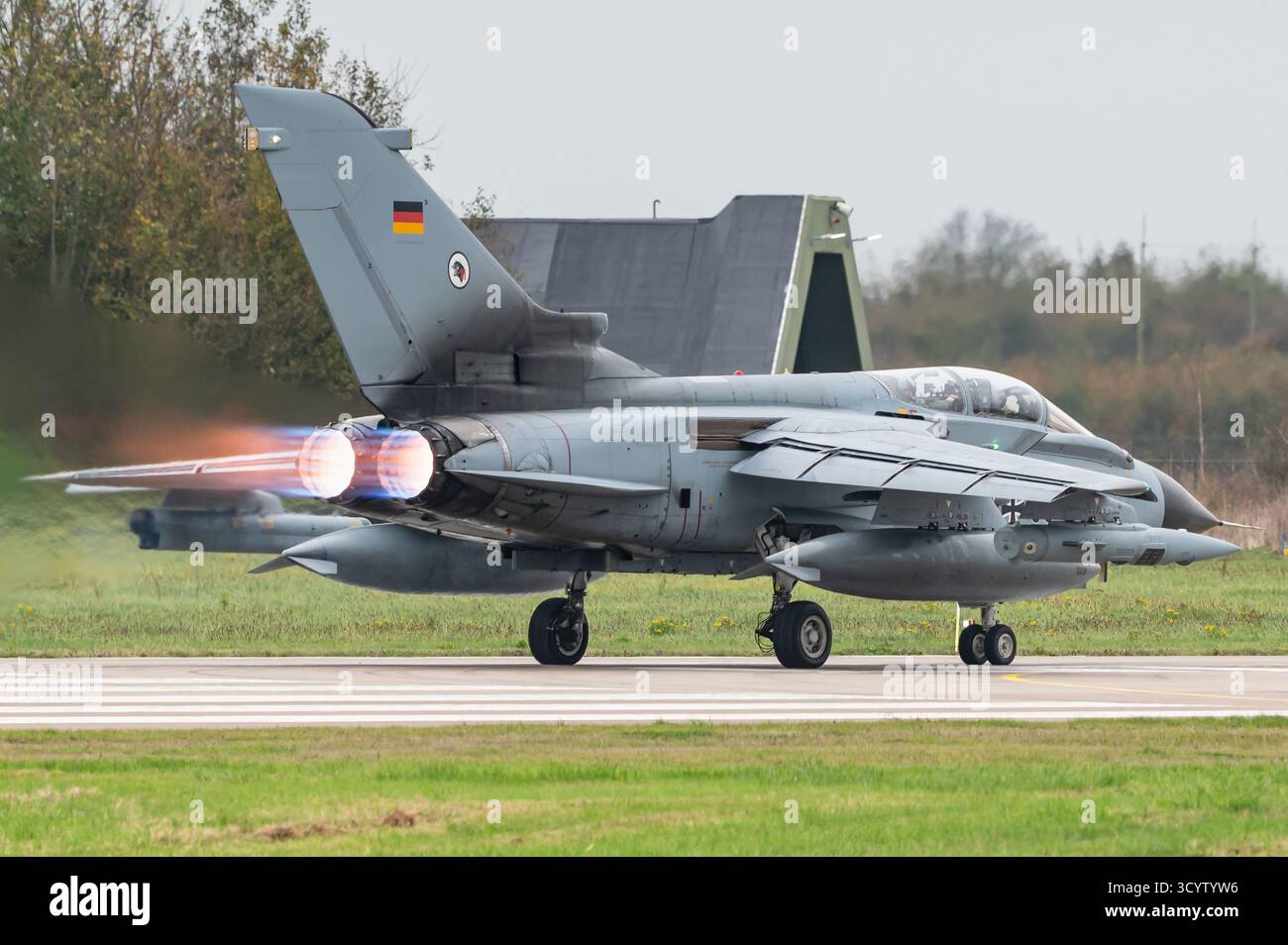 Un aereo da combattimento multiruolo ad ala variabile Panavia Tornado IDS dell'Aeronautica militare tedesca. Foto Stock