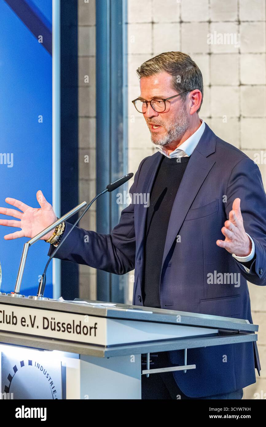 20.10.2025. Düsseldorf. Expertinnen und Experten aus Politik, Wirtschaft und Wissenschaft diskutieren im industrie-Club Düsseldorf beim Mittelstand De Foto Stock