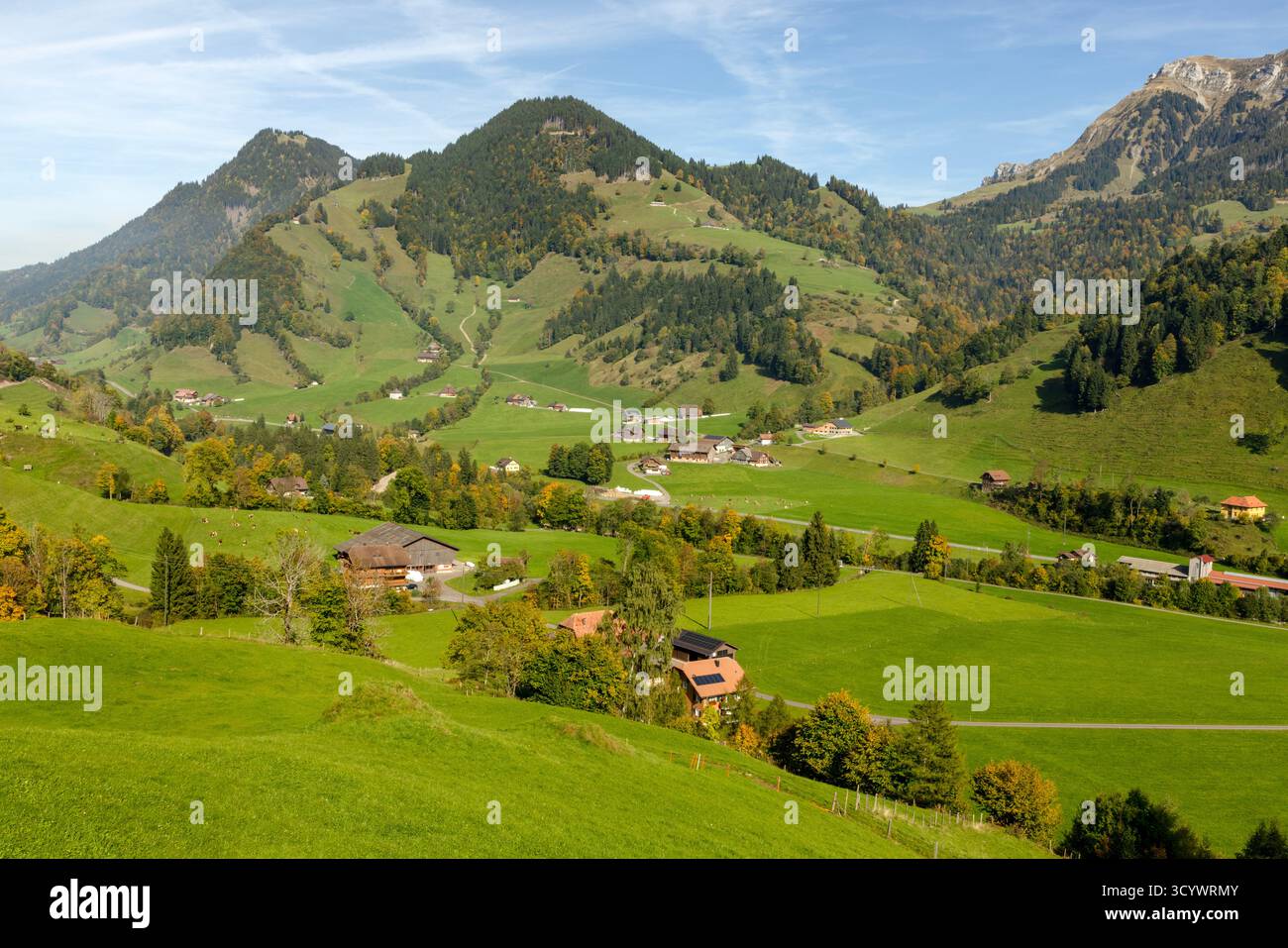 L'affascinante villaggio di Flühli nella splendida Biosfera Entlebuch, Cantone di Lucerna, Svizzera Foto Stock