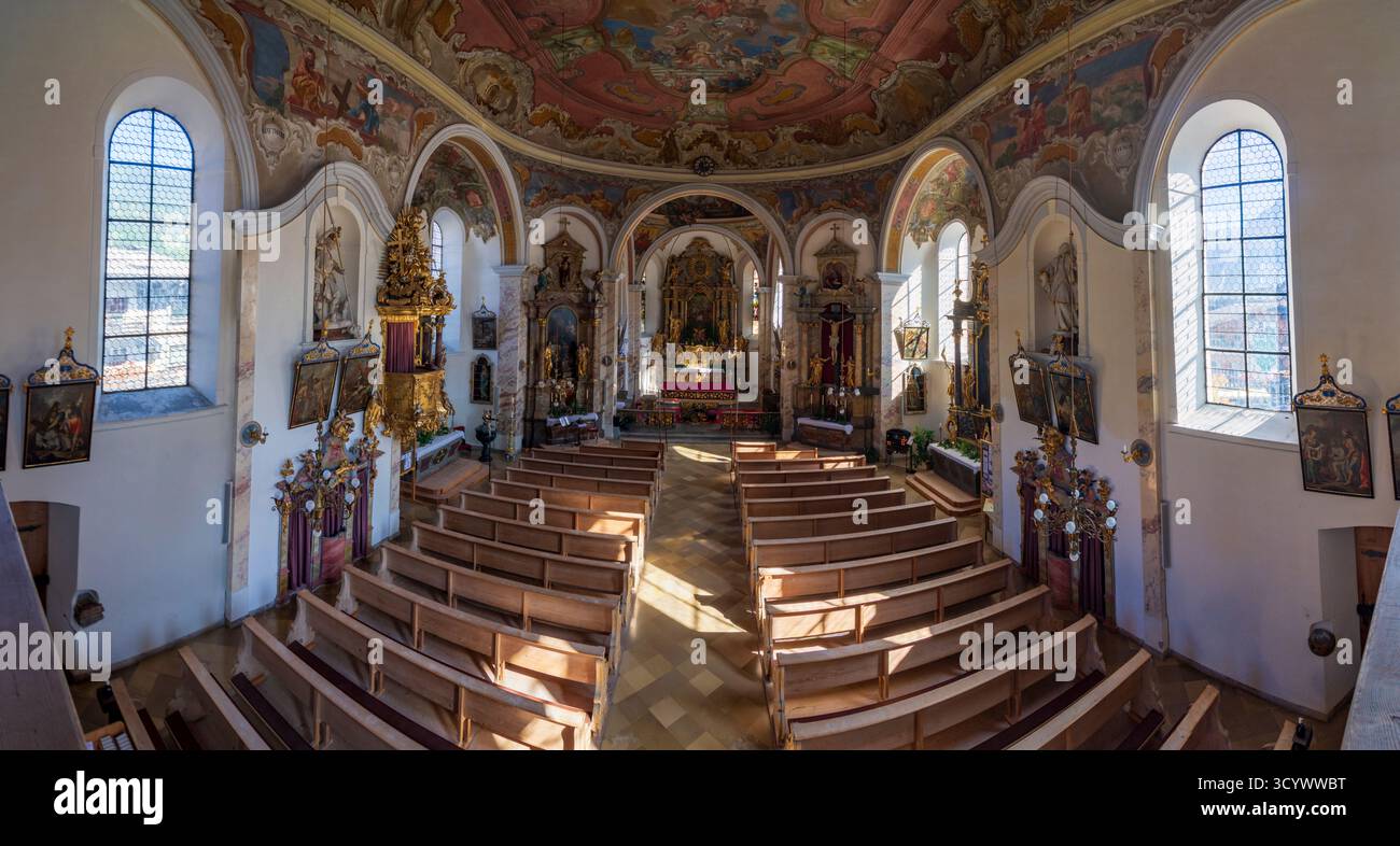 Lermoos: chiesa Lermoos, navata in Tiroler Zugspitz Arena, Tirolo, Austria Foto Stock