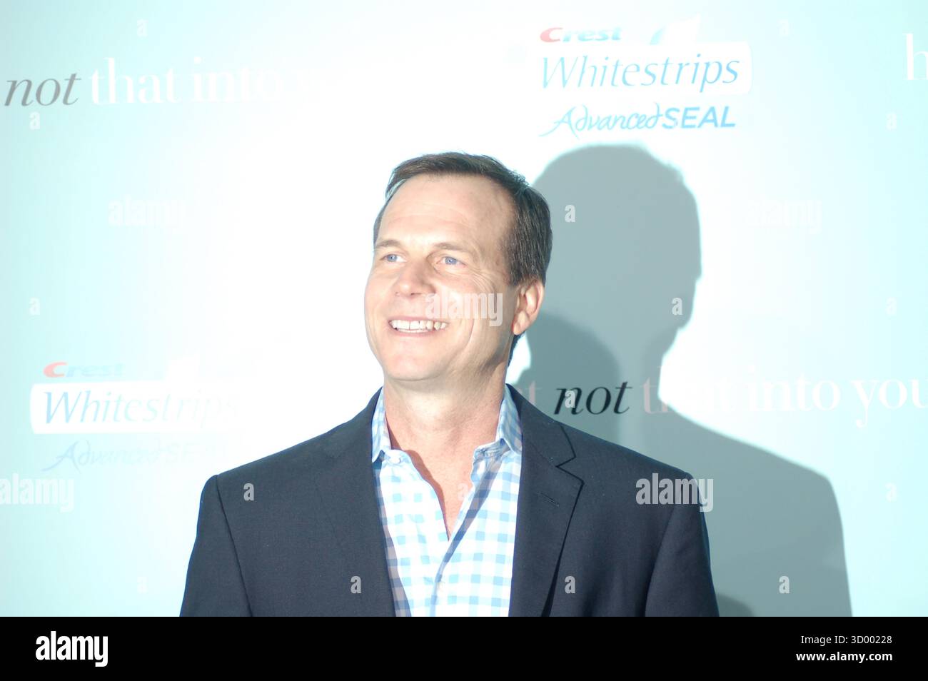 Bill Paxton posa sul Red carpet alla prima di Warner Bros. "He's Just Not That Into You" tenutasi al Grauman's Chinese Theatre il 2 febbraio 2009 a Los Angeles, California. Foto Stock