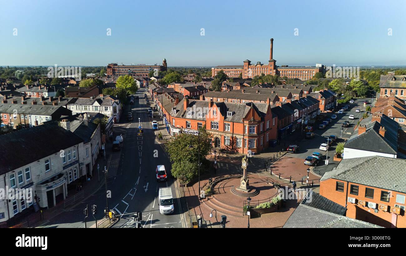 Area rossastra di Houldsworth Square a Stockport Foto Stock