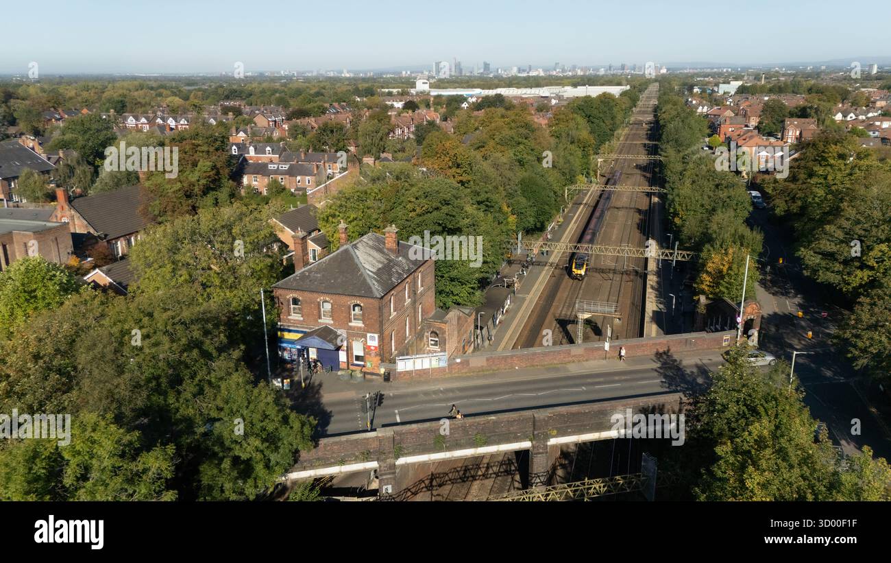 Stazione ferroviaria Heaton Chapel a Stockport Foto Stock