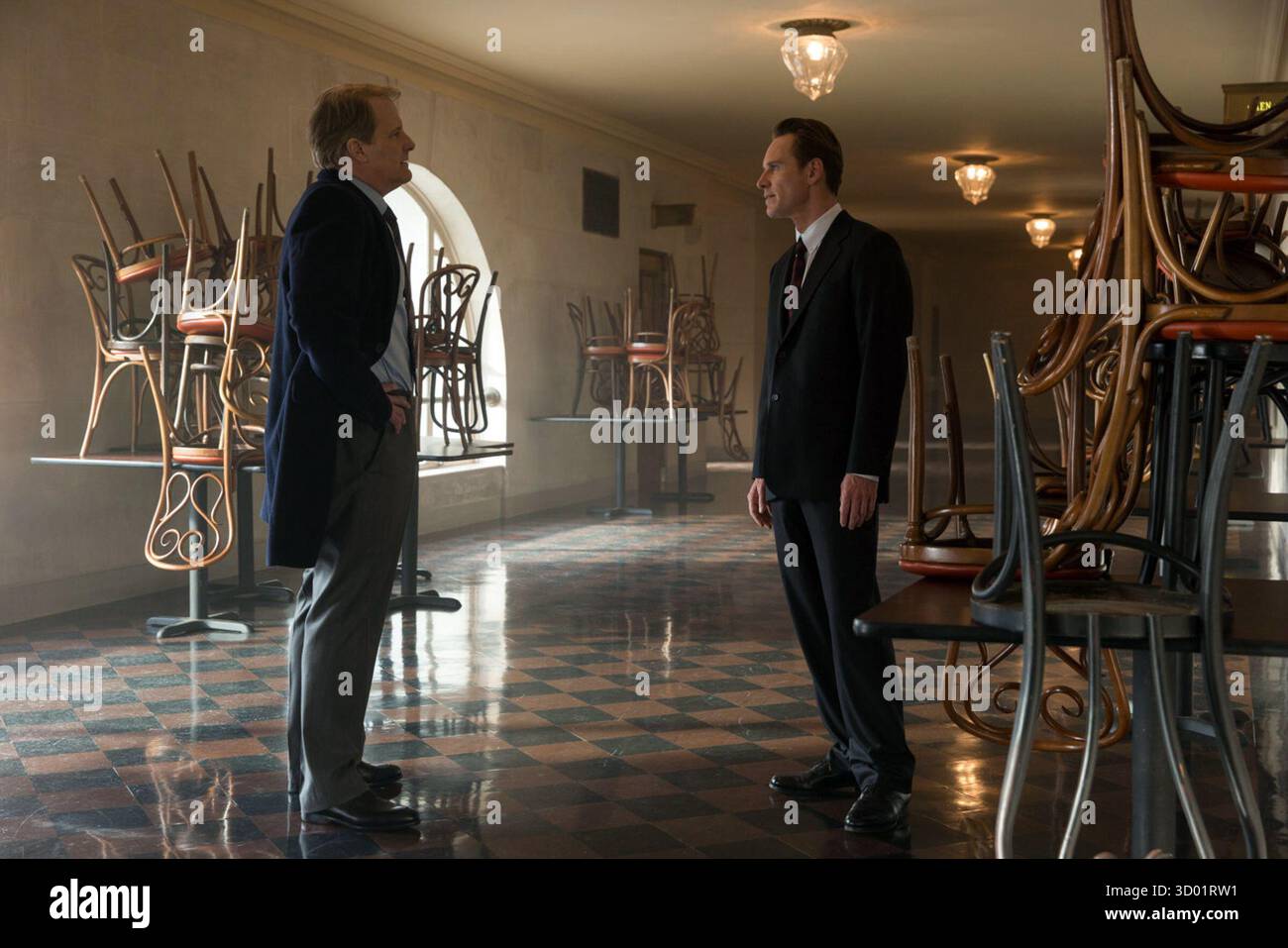 Steve Jobs è un film biografico del 2015 diretto da Danny Boyle e scritto da Aaron Sorkin. Una co-produzione anglo-americana, è stata adattata dalla biografia del 2011 di Walter Isaacson e interviste condotte da Sorkin. Jobs è interpretato da Michael Fassbender, con Kate Winslet nel ruolo di Joanna Hoffman, Seth Rogen nel ruolo di Steve Wozniak e Jeff Daniels nel ruolo di John Sculley. Foto Stock