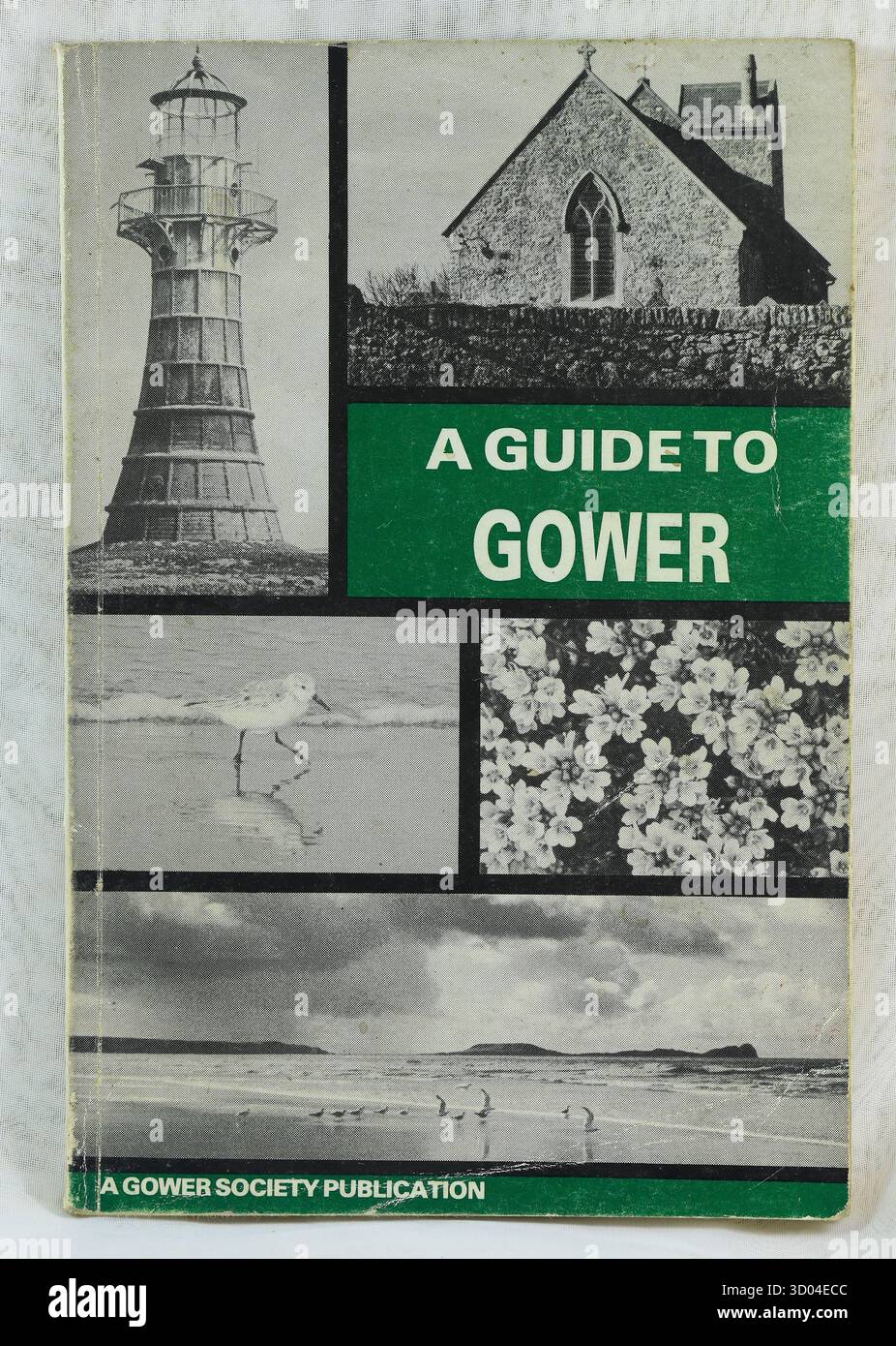 Fotografia della prima di copertina di Una Guida al guinzaglio - un libro vintage usato. Configurazione studio. Presa ottobre 2025 Foto Stock