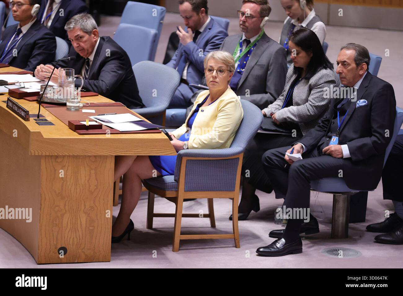 NAZIONI UNITE, NEW YORK – 21 OTTOBRE 2025: Donika Gervalla Schwarz si rivolge alla riunione del Consiglio di sicurezza sugli sviluppi in Kosovo e alla missione di amministrazione provvisoria delle Nazioni Unite in Kosovo (UNMIK). (Foto: Luiz Rampelotto/EuropaNewswire) credito: Europa Newswire/Alamy Live News Foto Stock