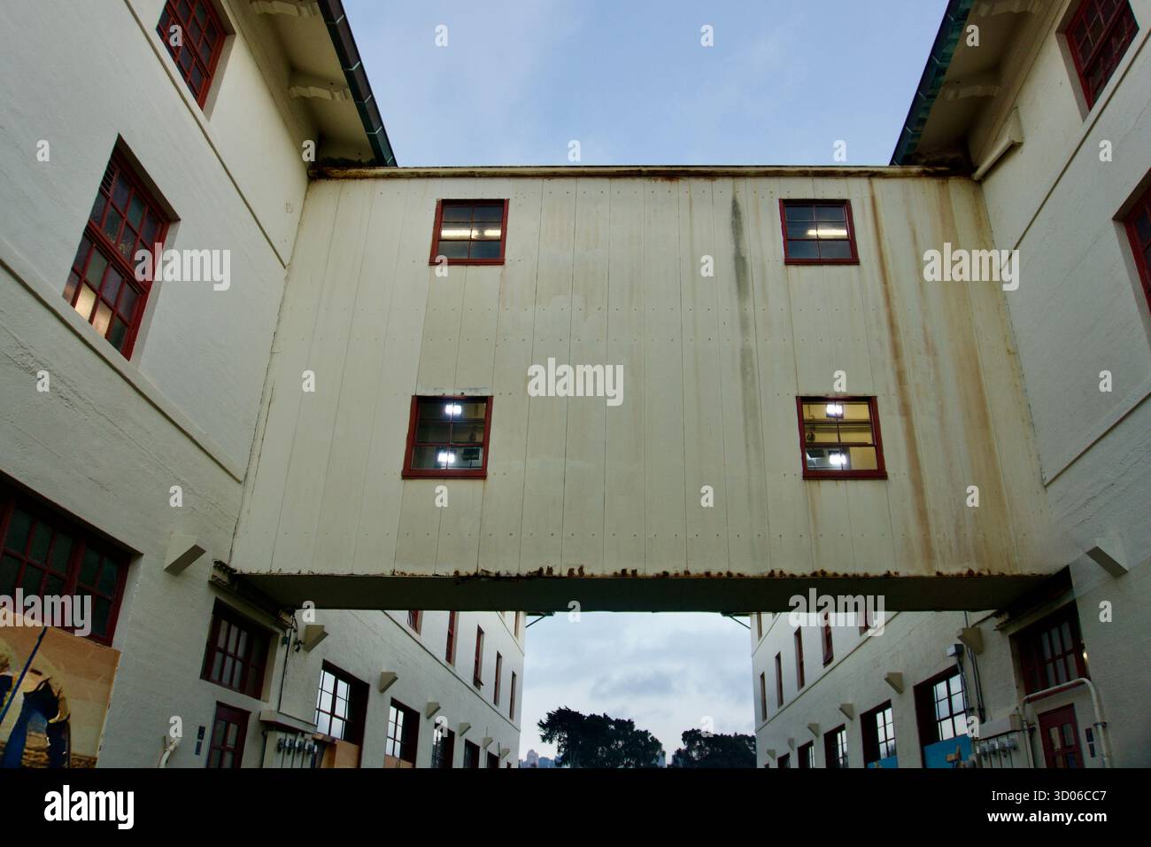 Architettura industriale e simmetria - San Francisco Waterfront Foto Stock