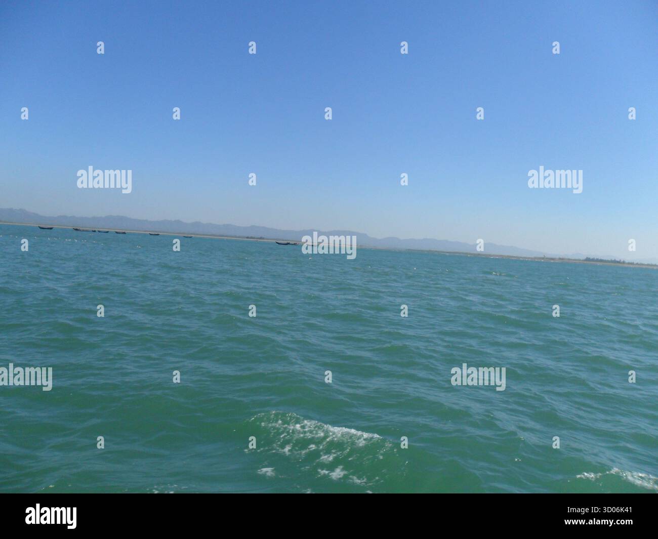 Costa del Myanmar nella baia del Bengala - spiagge tranquille e bellezza naturale lungo il mare tropicale Foto Stock