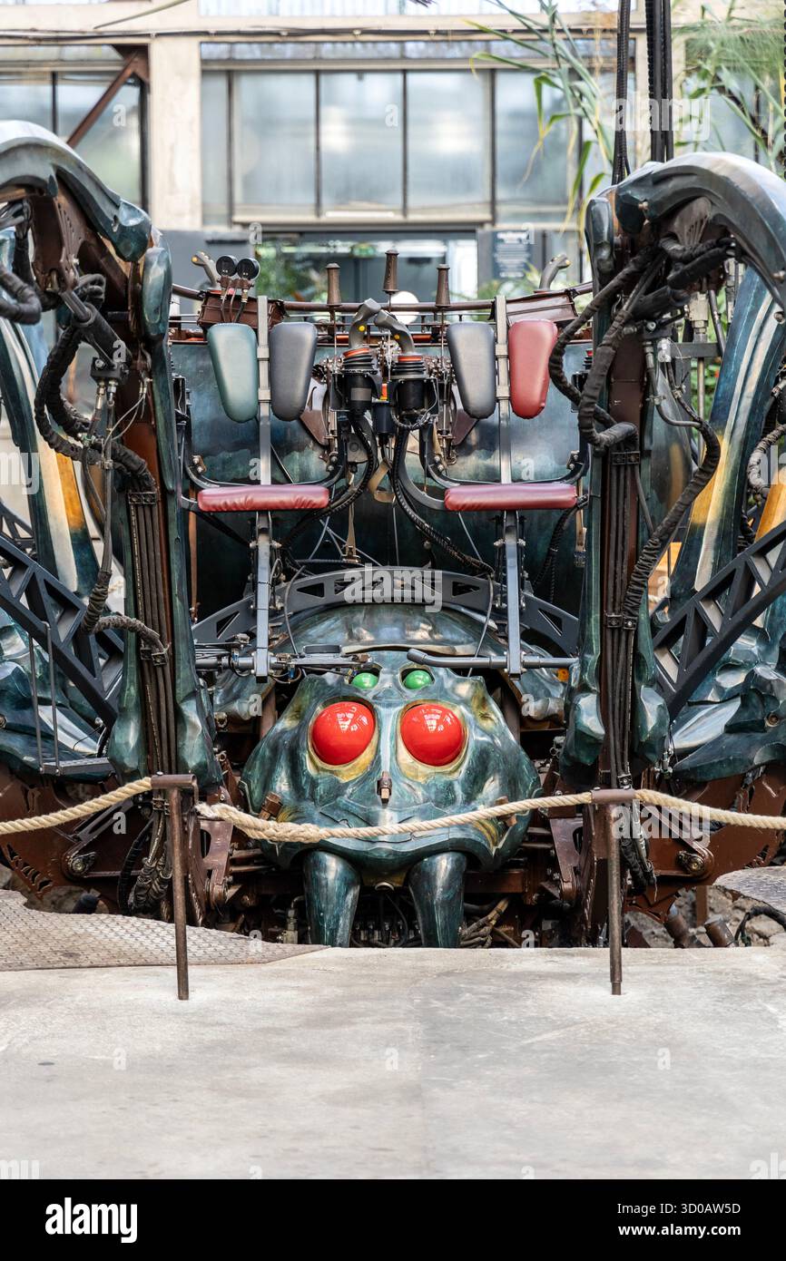 Gigantesco ragno steampunk meccanico al Museo Les Machines de l'ile di Nantes, Francia Foto Stock