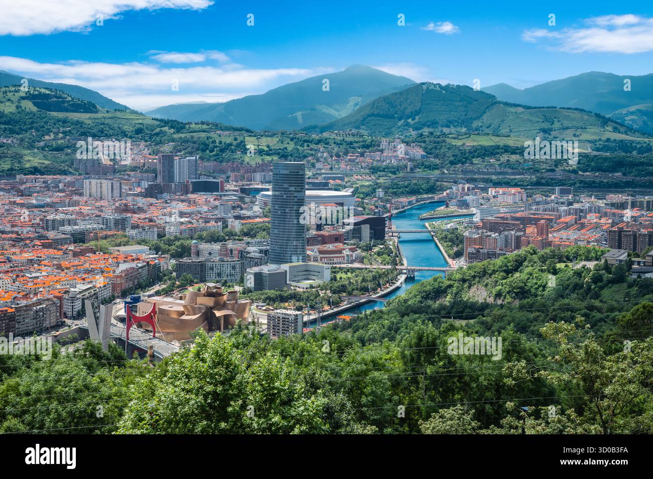 Vista aerea panoramica di Bilbao, Spagna Foto Stock