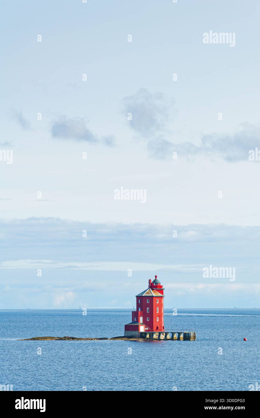 L'unico faro ottagonale in Norvegia, Kjeungskjaeret, Trondheim, Trondelag, Norvegia Foto Stock