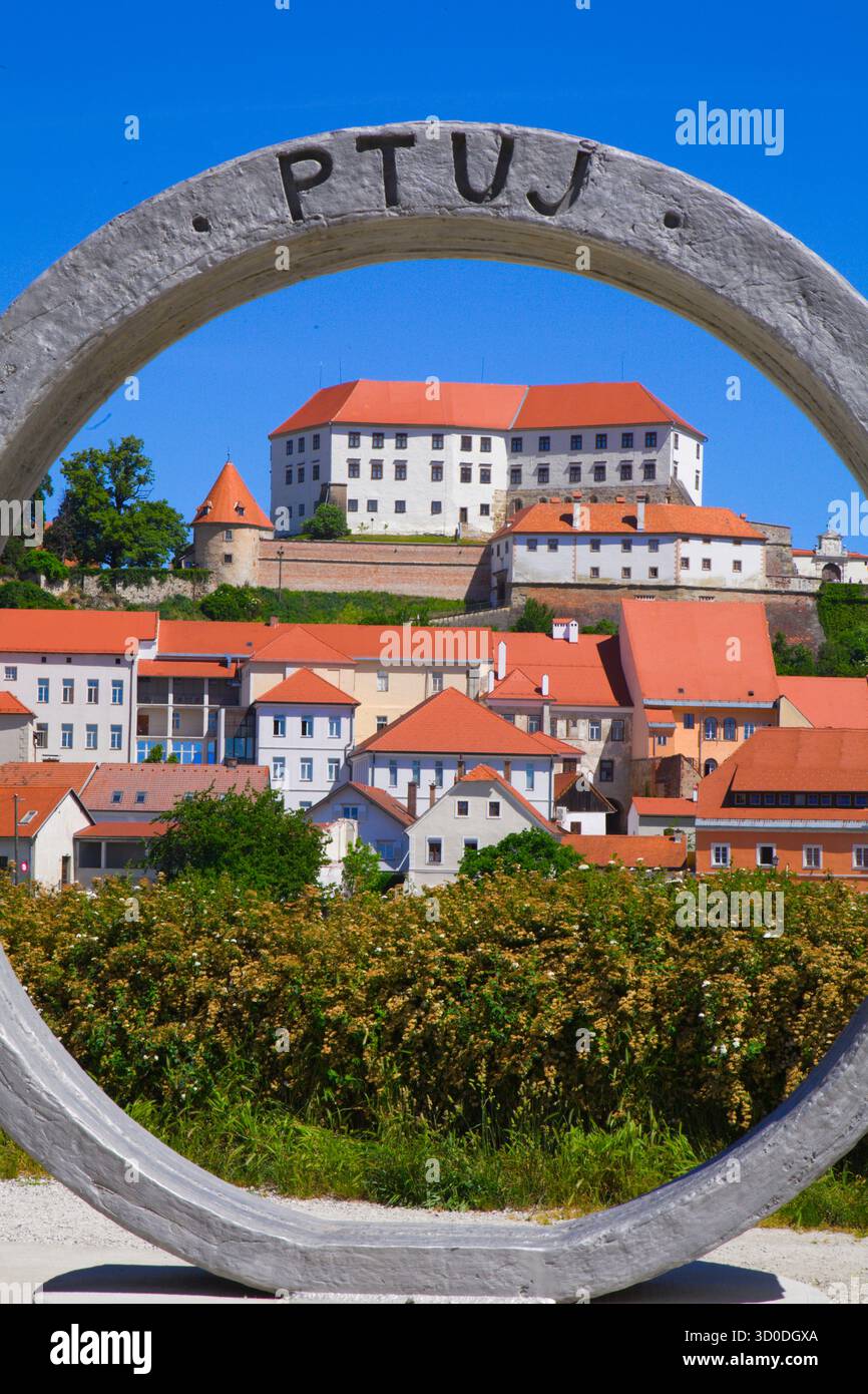 Slovenia, Ptuj, skyline, panorama, Castello, Foto Stock