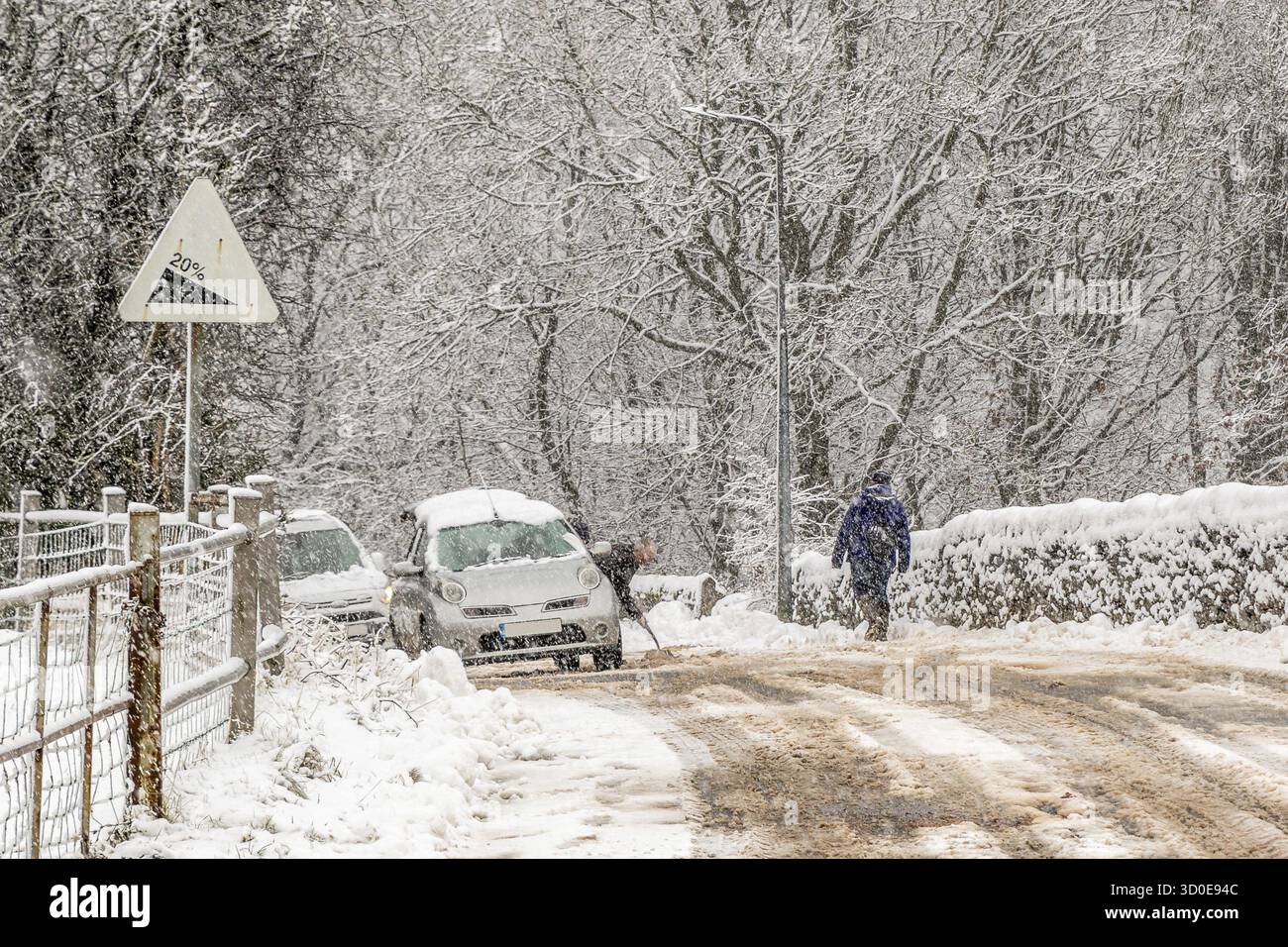 La neve copre le strade, Yorkshire UK Foto Stock