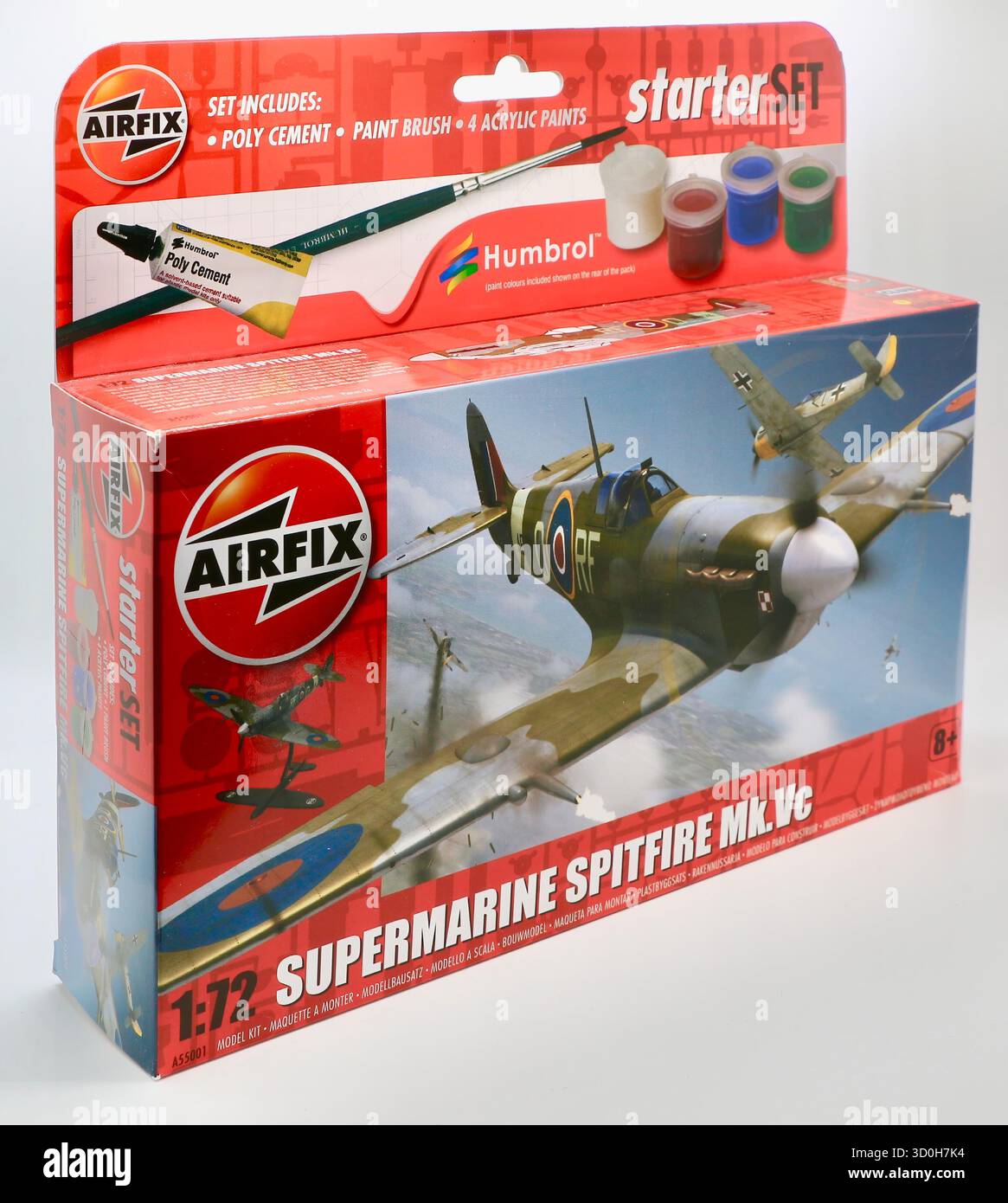 Foto della scatola contenente un kit di modelli in plastica stampata a iniezione Airfix in scala 1:72 di un Supermarine Spitfire Mark Vc del RAF 303 Polish Squadron Foto Stock
